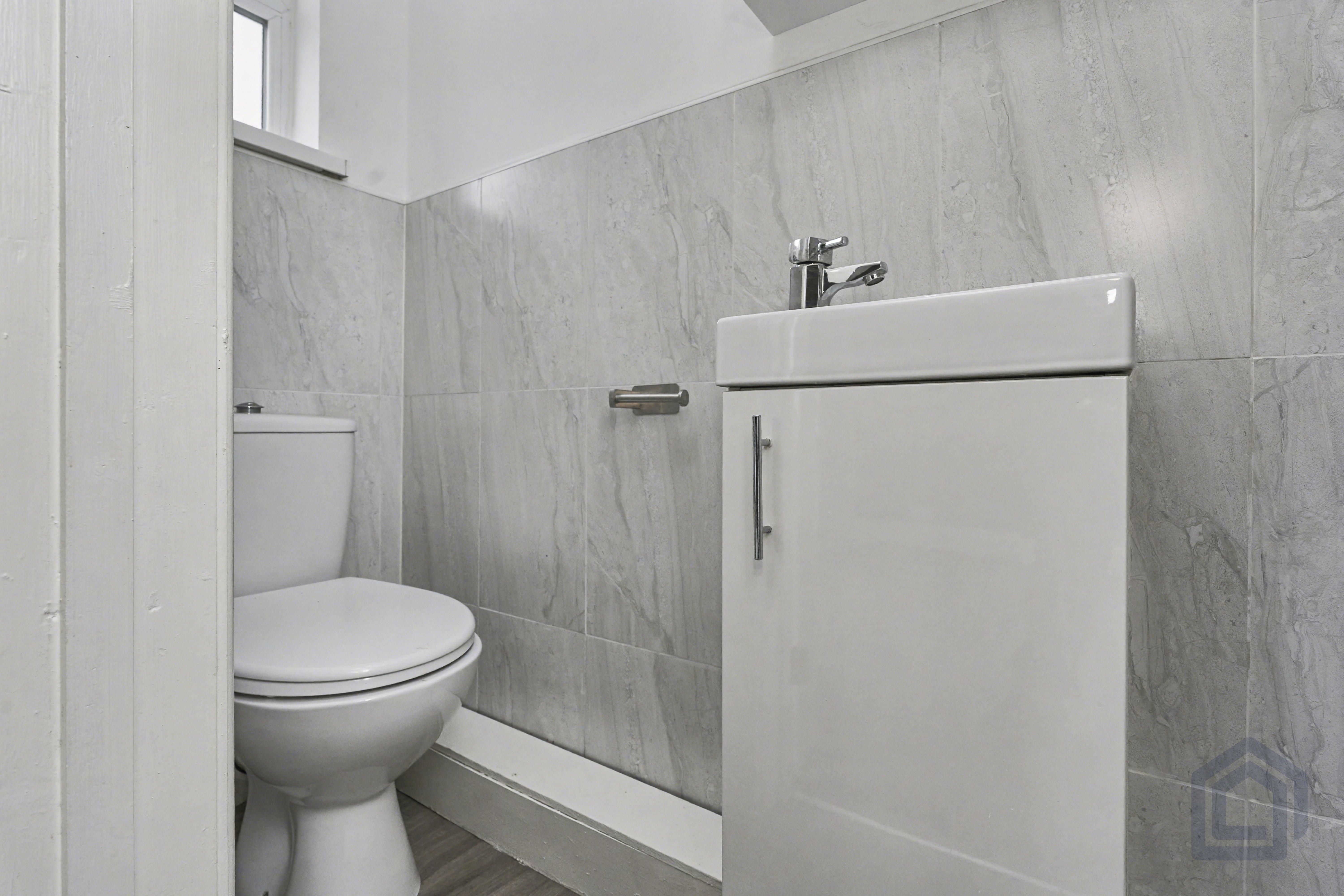 9 Worcester Road
Hagley, Hagley, DY9 0LF