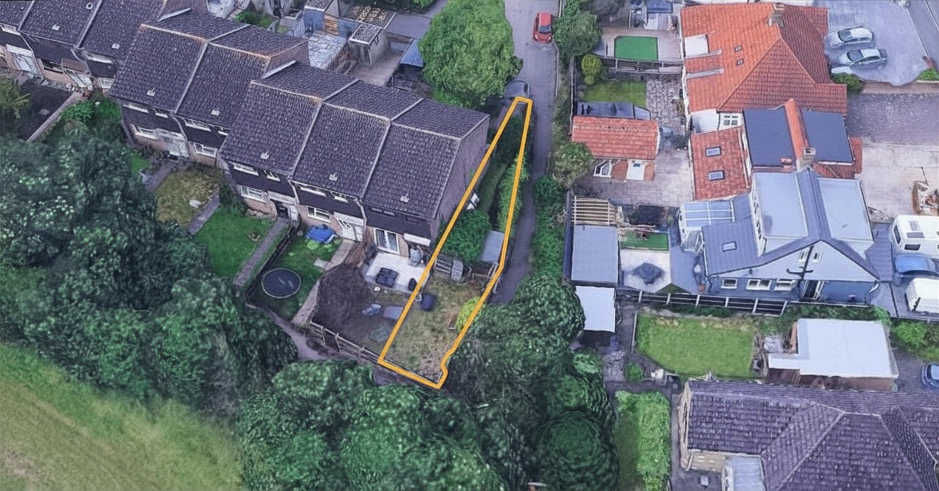 Land Adjacent 30 Panter's, Swanley, BR8 7RW