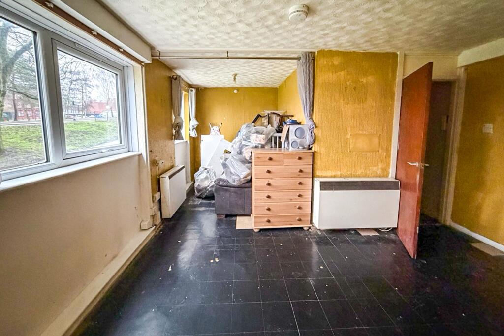 13 Matthews Walk, Stoke-on-Trent, ST1 3QX