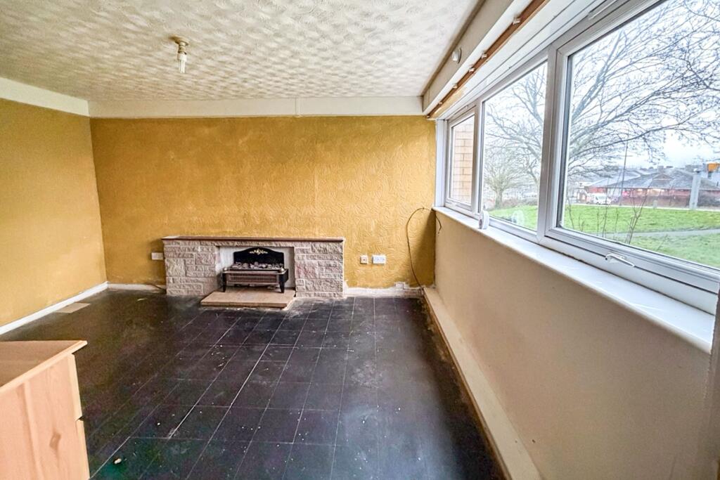 13 Matthews Walk, Stoke-on-Trent, ST1 3QX