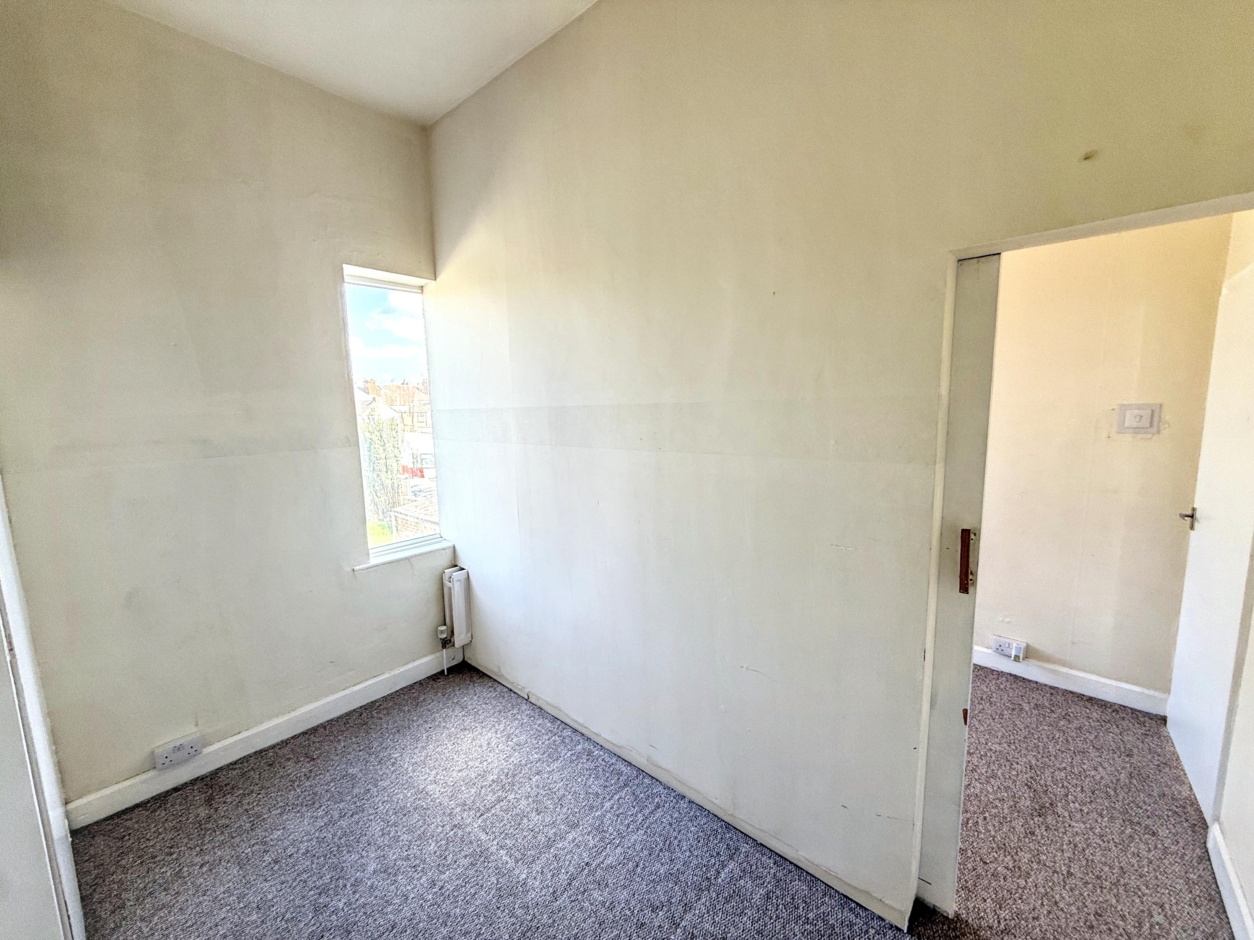 18 Sergeant Simon Valentine Way, Bedworth, CV12 8JH