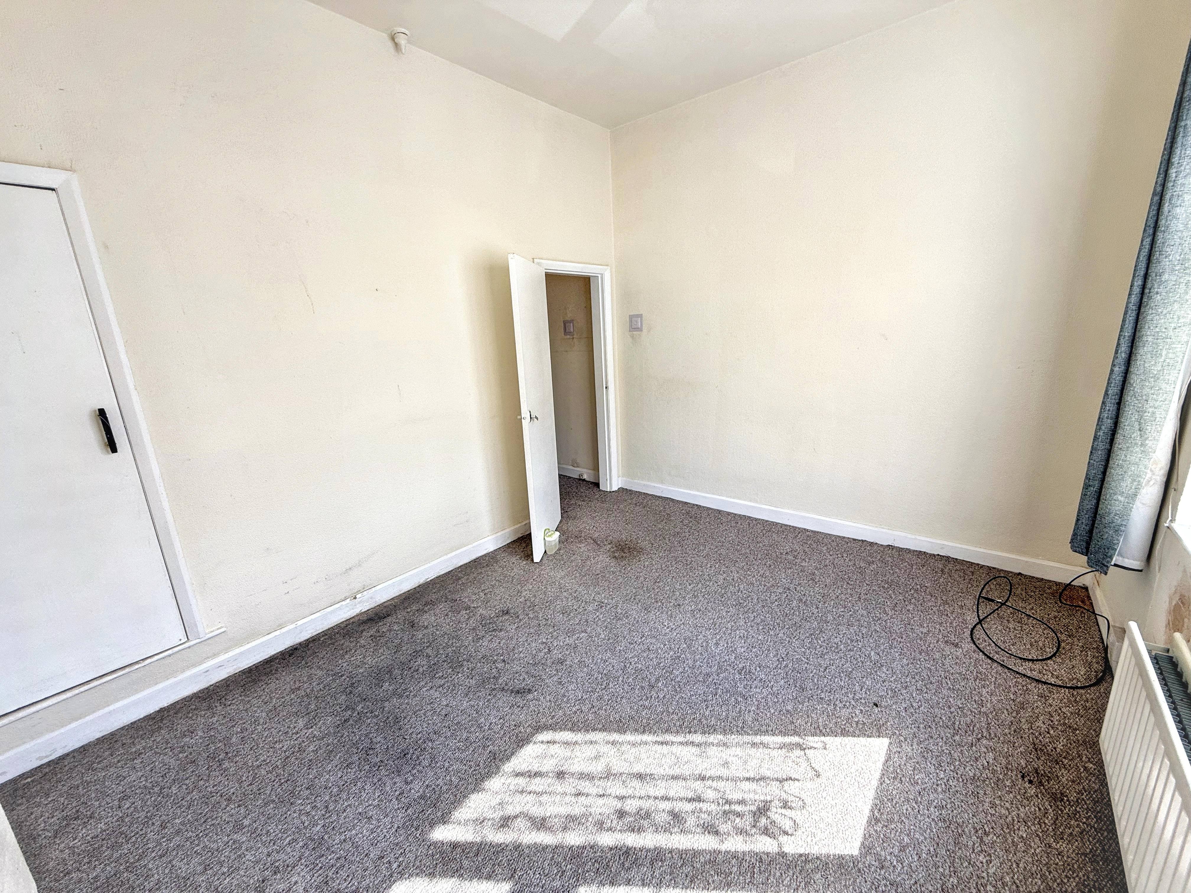 18 Sergeant Simon Valentine Way, Bedworth, CV12 8JH