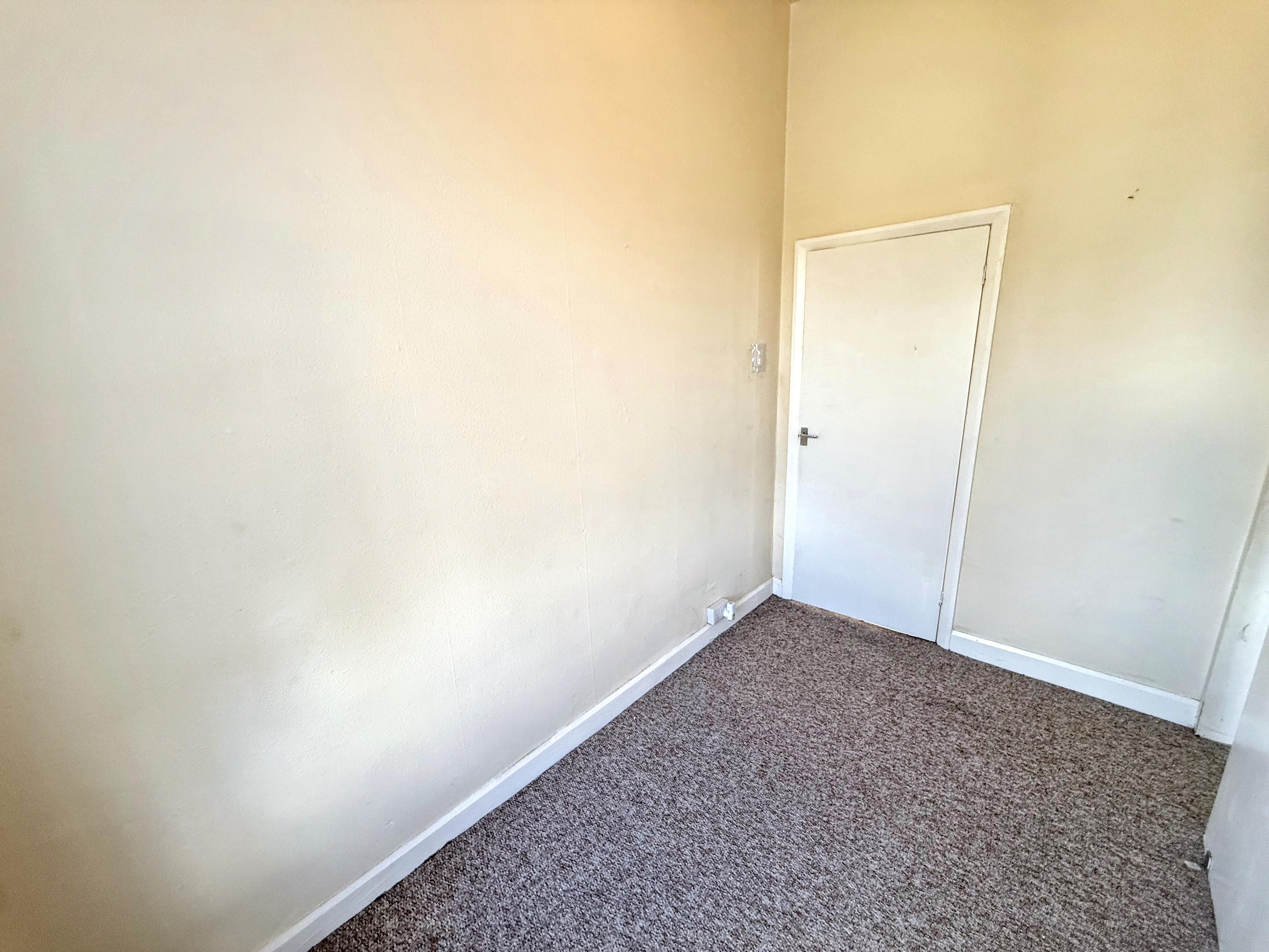 18 Sergeant Simon Valentine Way, Bedworth, CV12 8JH