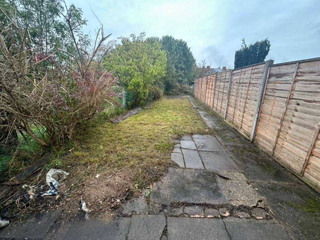 18 Sergeant Simon Valentine Way, Bedworth, CV12 8JH