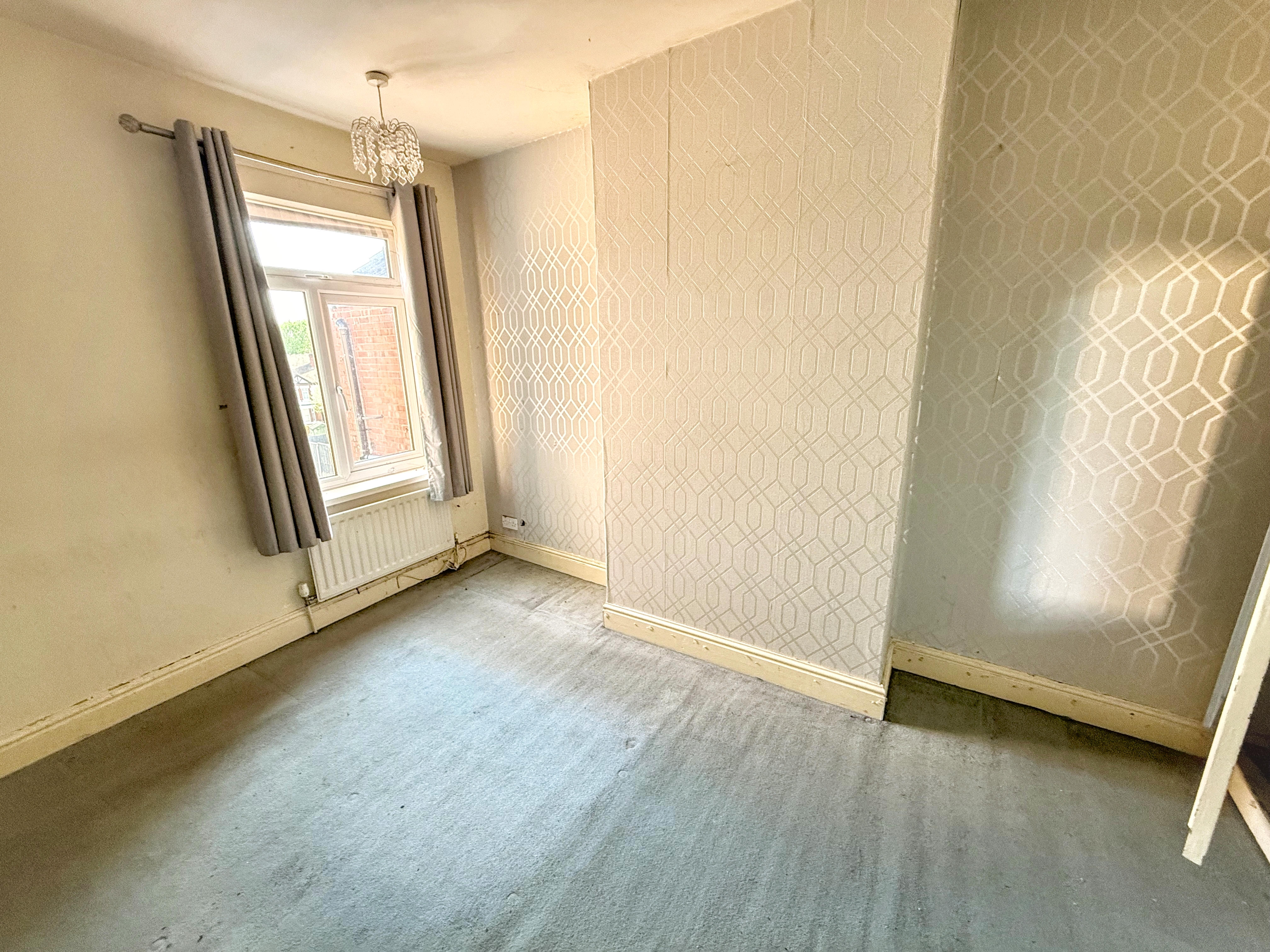 66 Stanley Road, Nuneaton, CV11 5EW