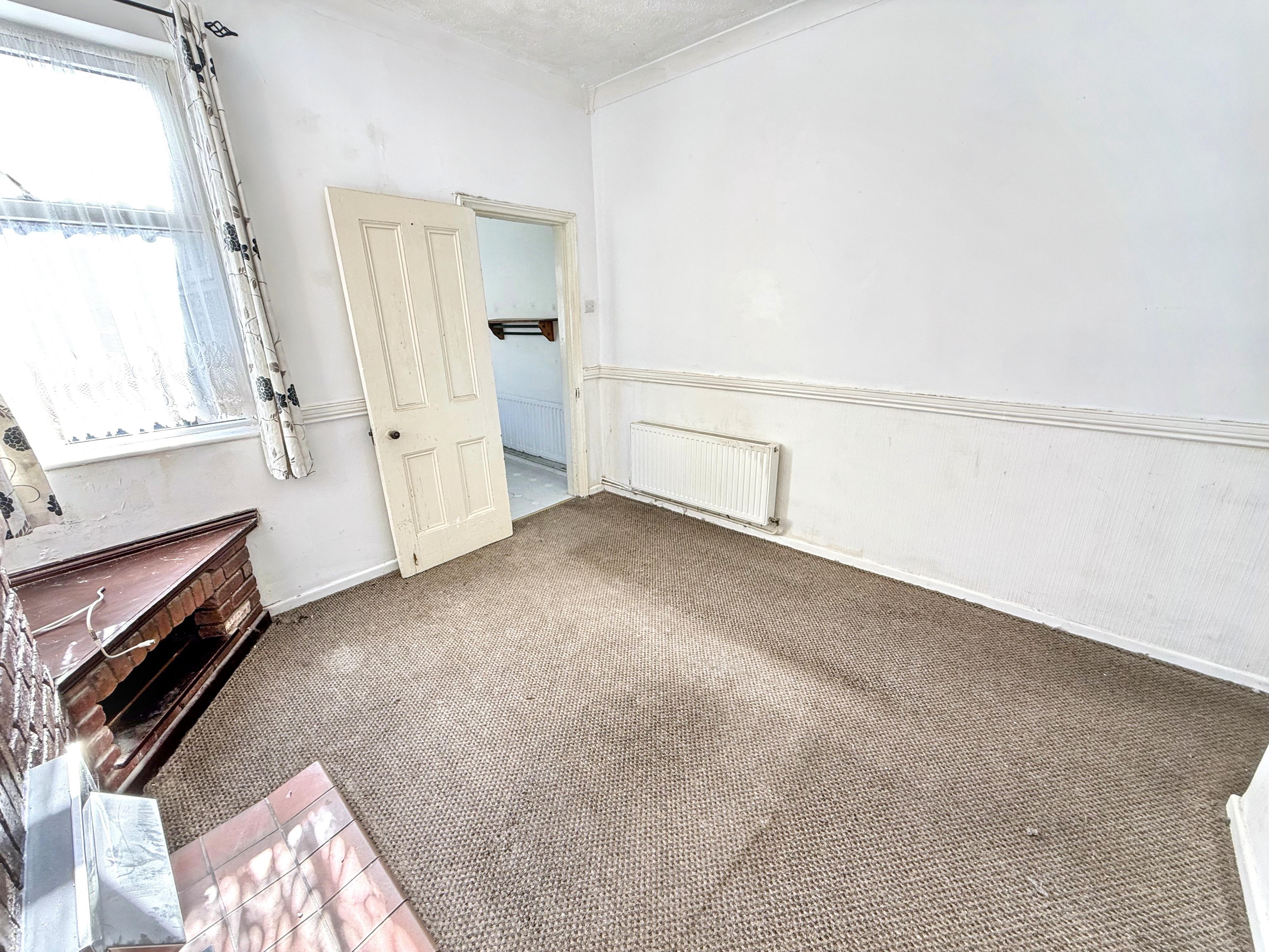 8 Lindley Street, Stoke-on-Trent, ST6 2DW