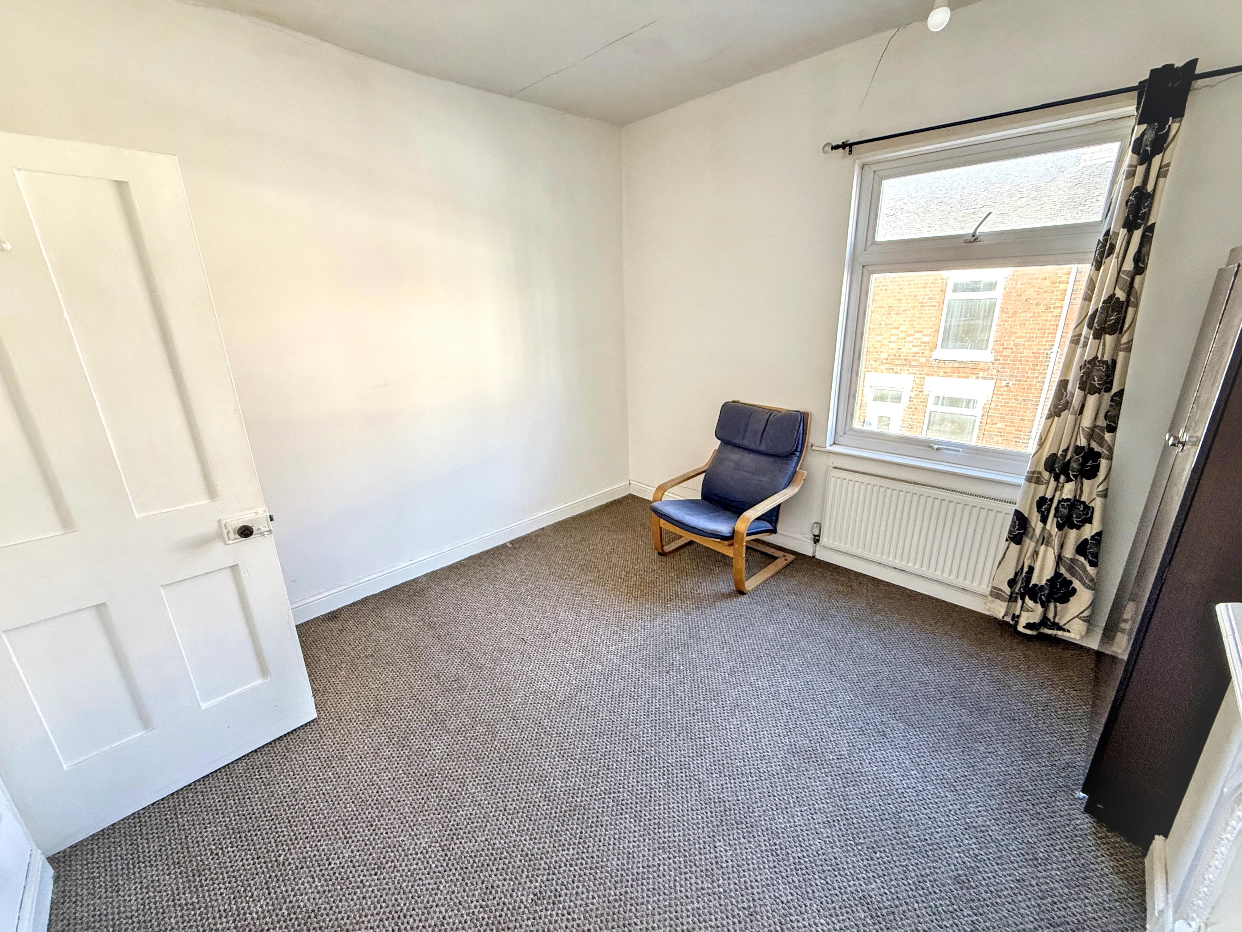 8 Lindley Street, Stoke-on-Trent, ST6 2DW