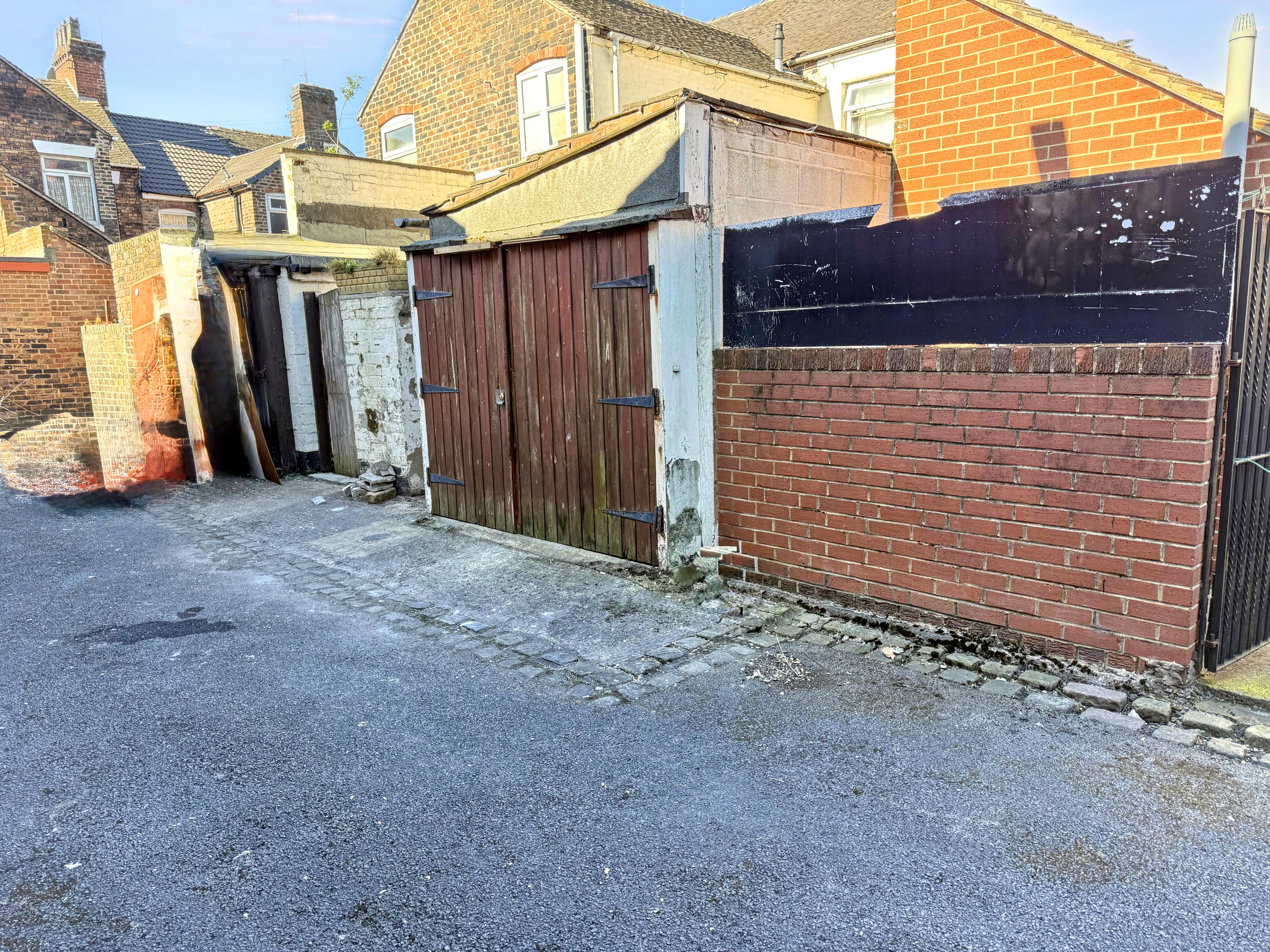 8 Lindley Street, Stoke-on-Trent, ST6 2DW