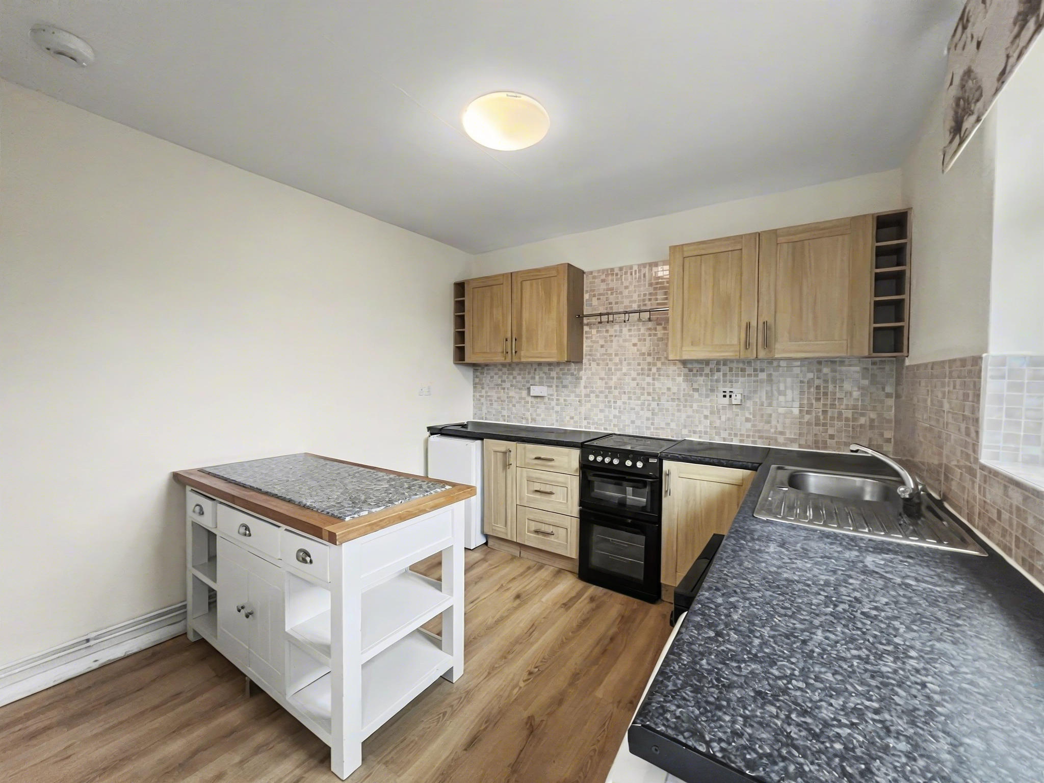 11 North View Close, Bath, BA2 1EH