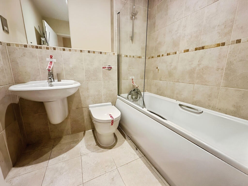 Chantry Waters
Waterside Way, Wakefield, WF1 5ED