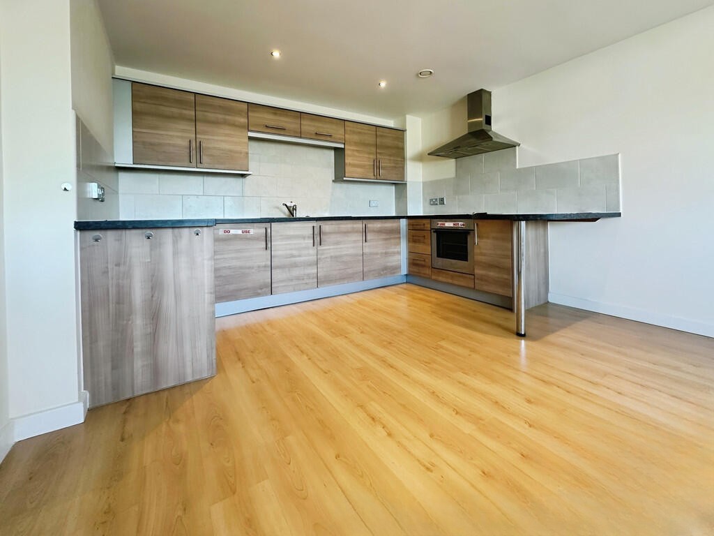 Chantry Waters
Waterside Way, Wakefield, WF1 5ED
