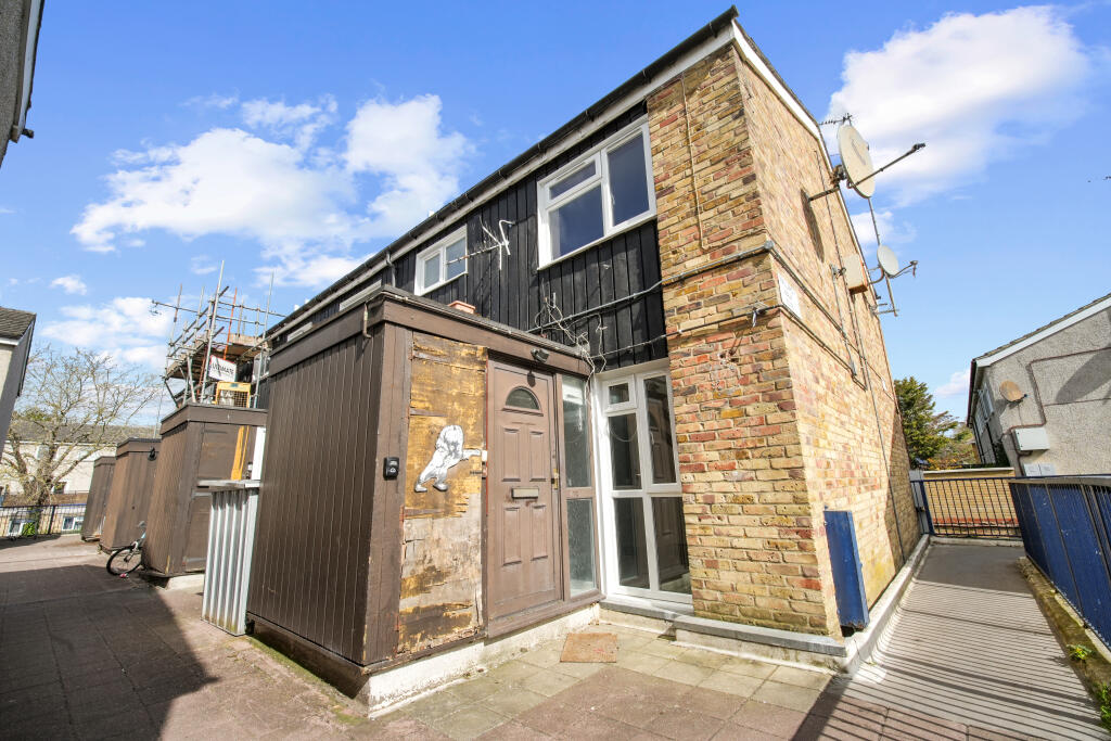 70 Mallard Walk, Sidcup, DA14 6SQ