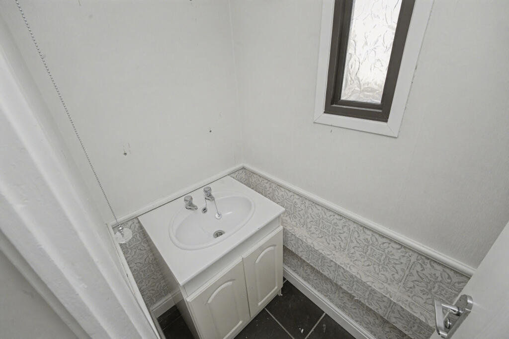 70 Mallard Walk, Sidcup, DA14 6SQ