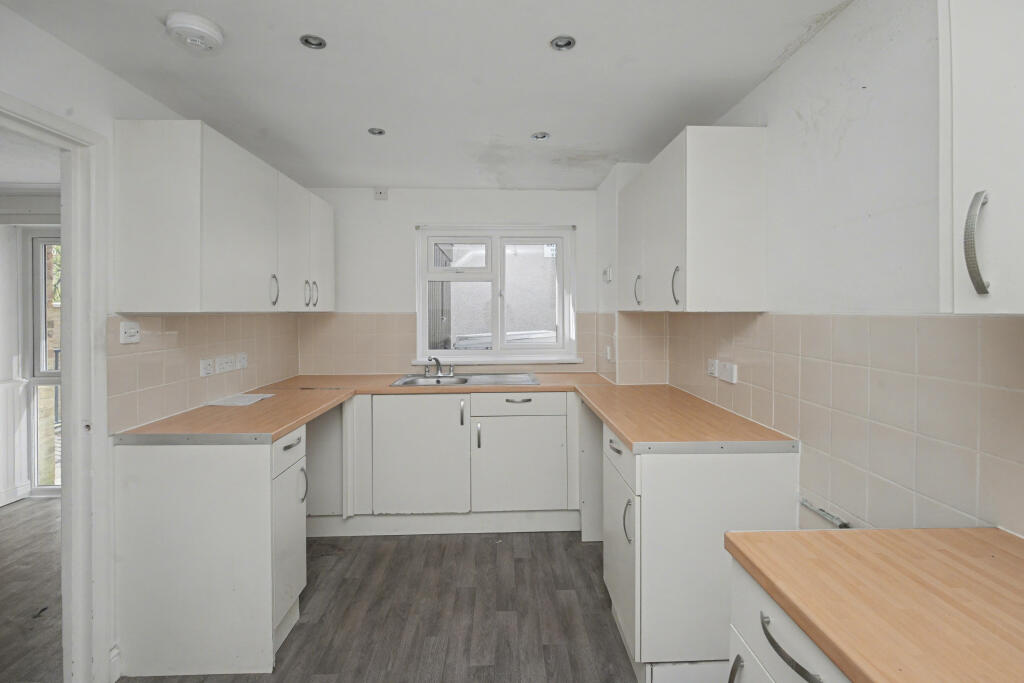 70 Mallard Walk, Sidcup, DA14 6SQ