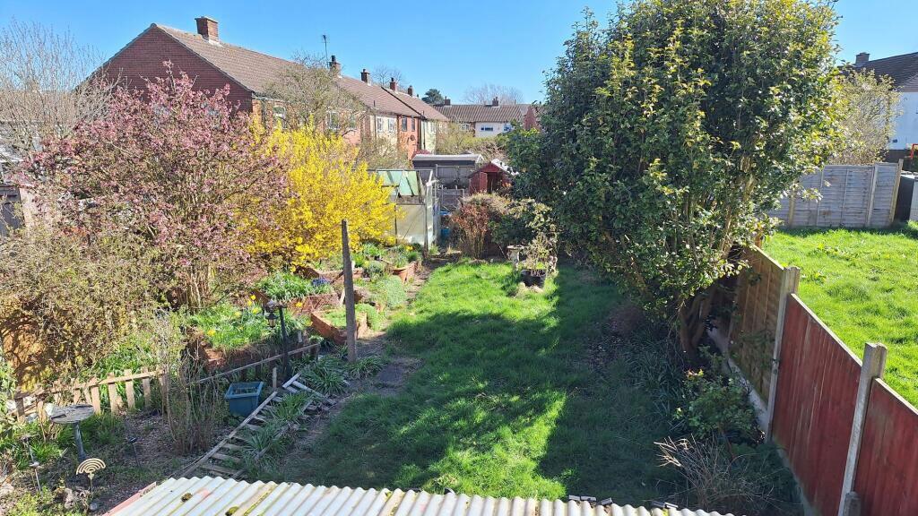 117 Kitwood Avenue, Dordon, Tamworth, Warwickshire, B78 1PF, Tamworth, B78 1PF