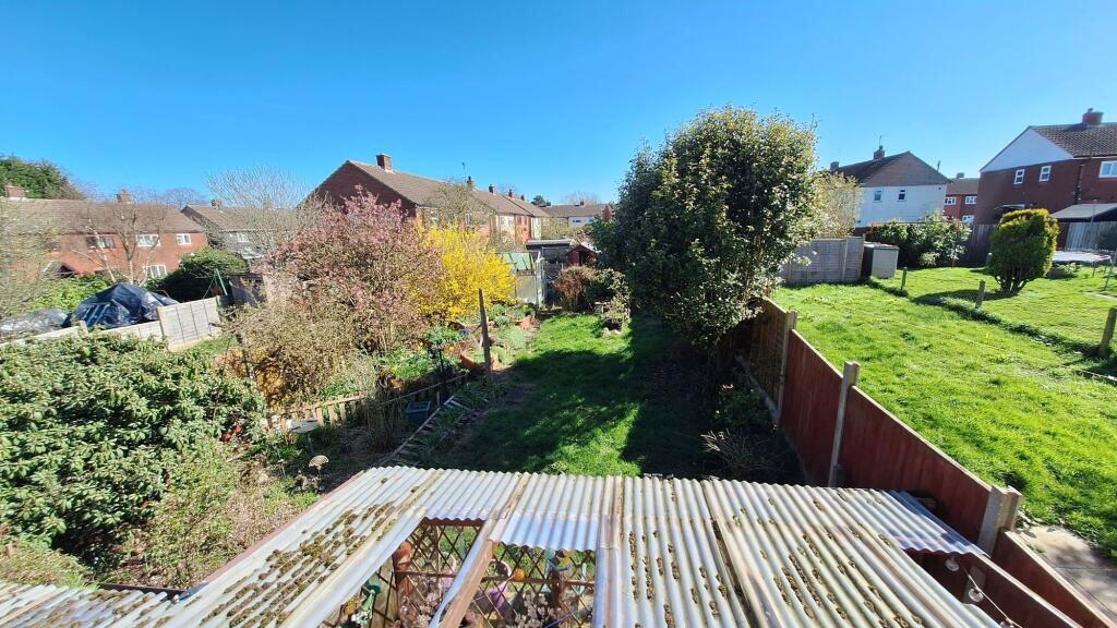 117 Kitwood Avenue, Dordon, Tamworth, Warwickshire, B78 1PF, Tamworth, B78 1PF