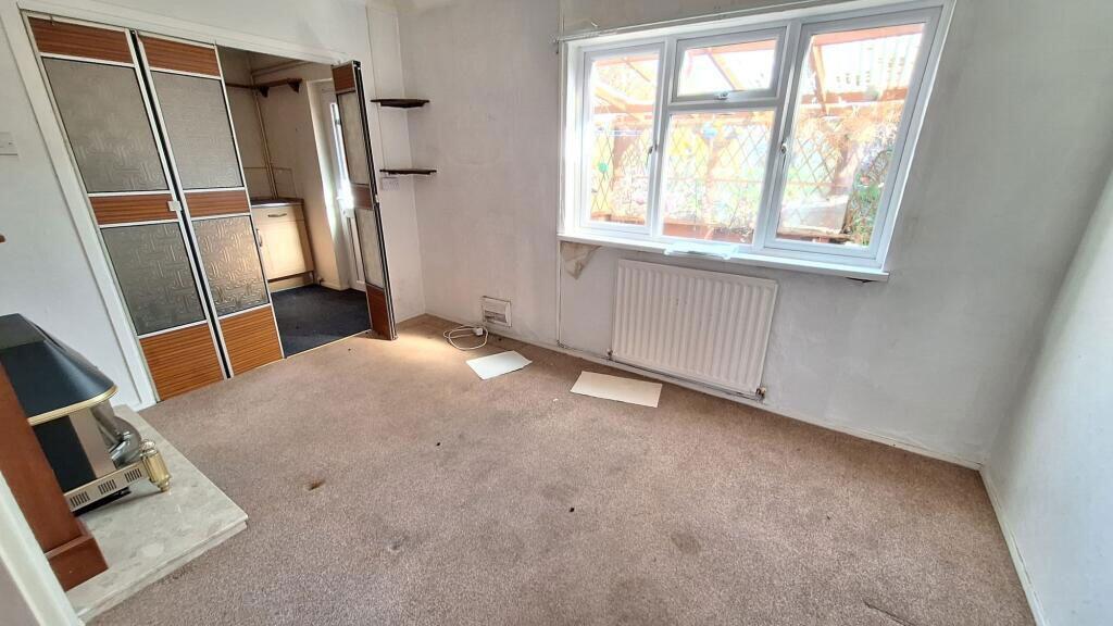 117 Kitwood Avenue, Dordon, Tamworth, Warwickshire, B78 1PF, Tamworth, B78 1PF