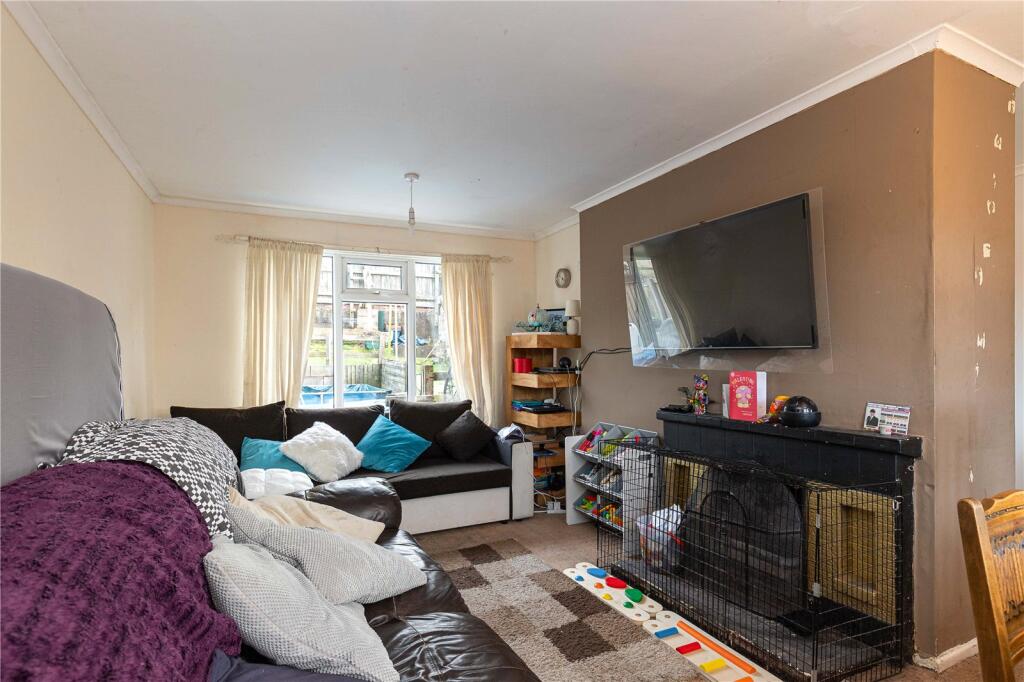 26 Gloucester Road, Stoke-on-Trent, ST7 1EN