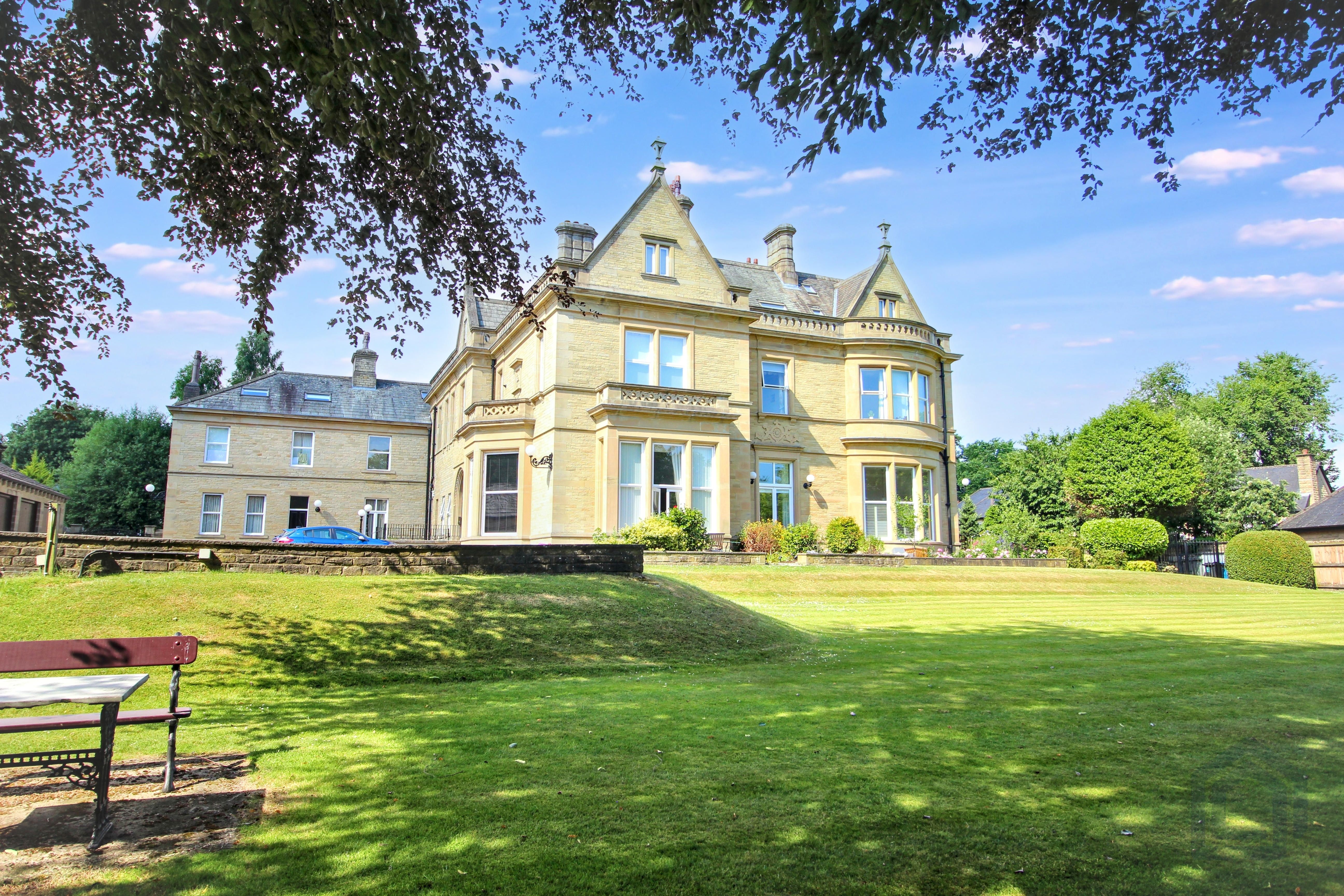 Apartment 14 Bermerside House Greenroyd Close, Halifax, HX3 0JY