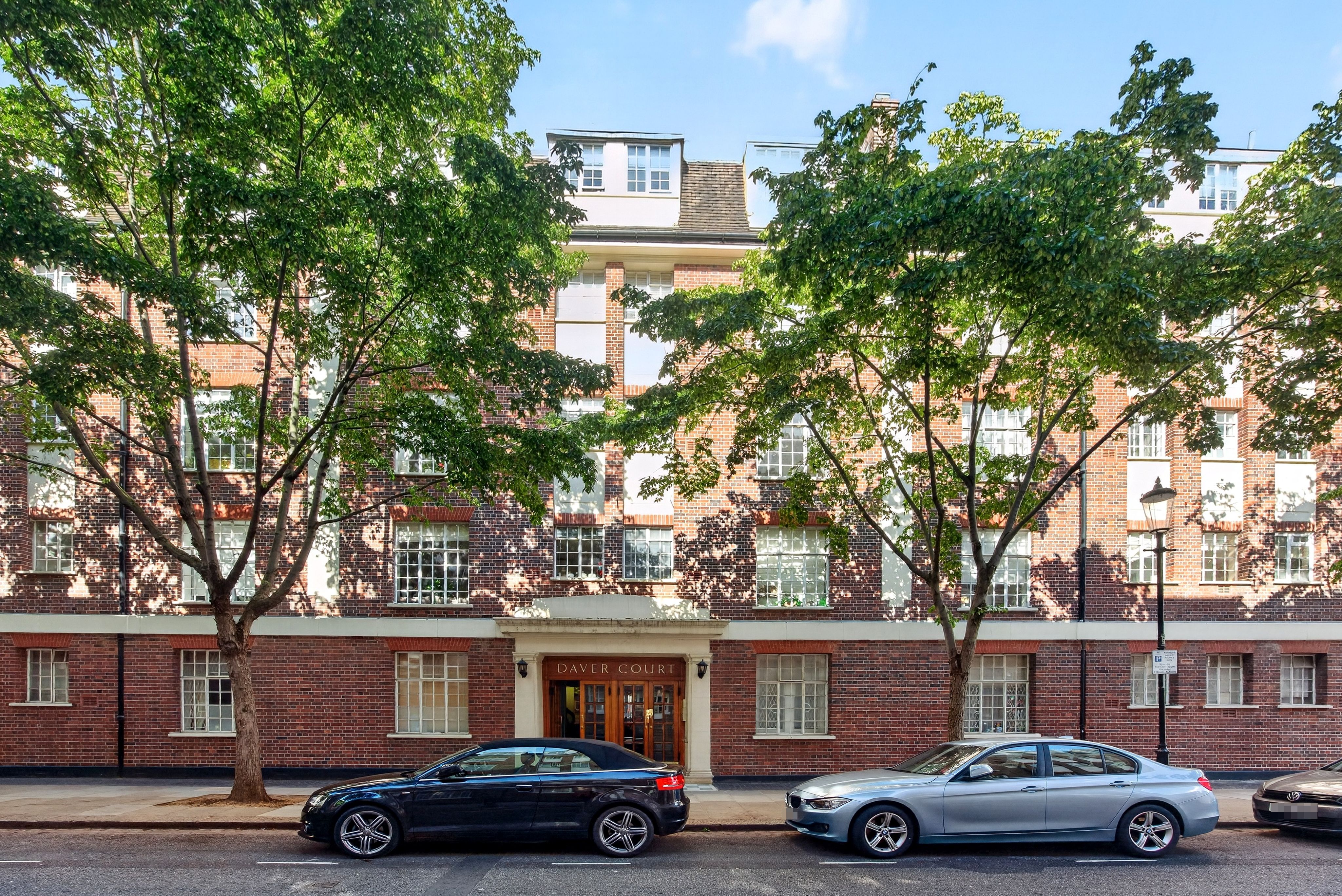 Flat 24 Daver Court, Chelsea Manor Street, London, SW3 3TS