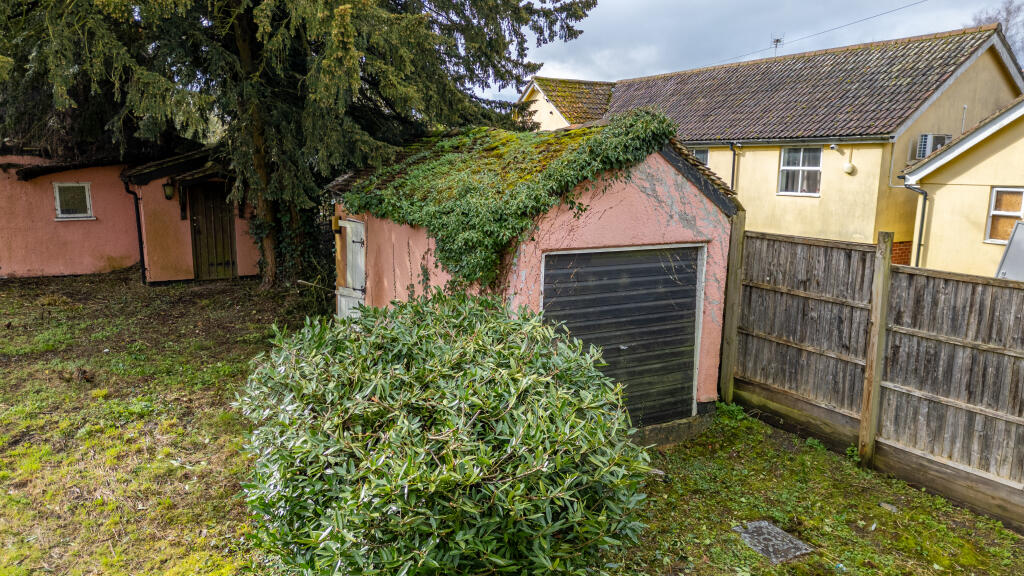 Chapmans Cottage
Ashdon Road
Radwinter, Saffron Walden, CB10 2UA