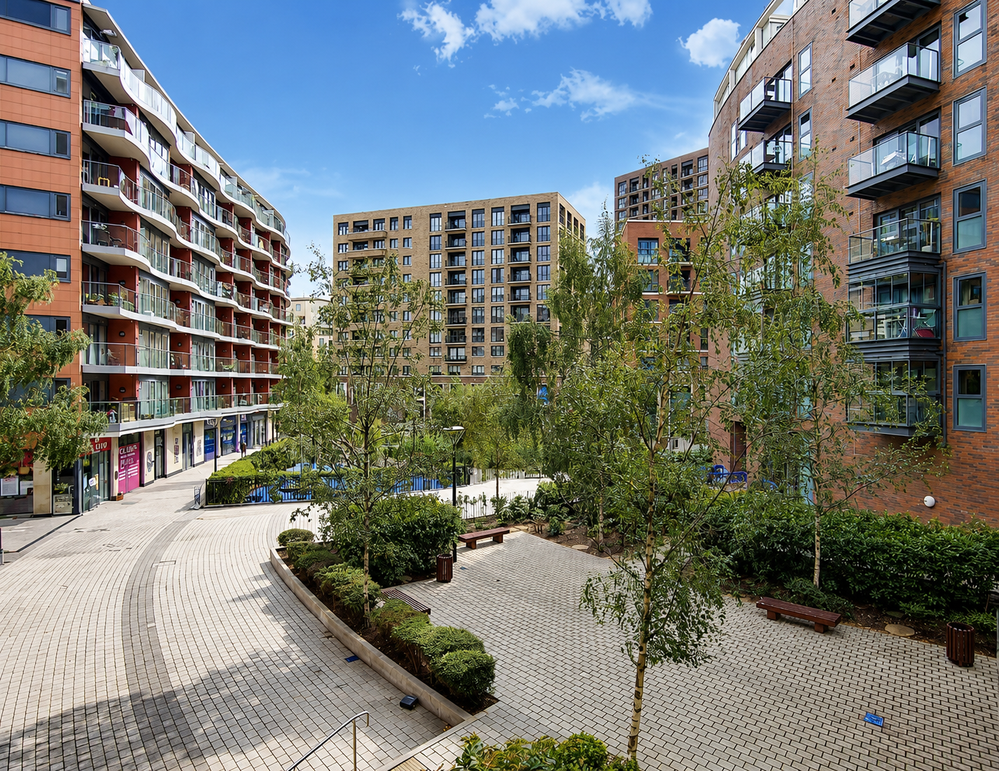 96 Montreal house, London, SE16 7AP