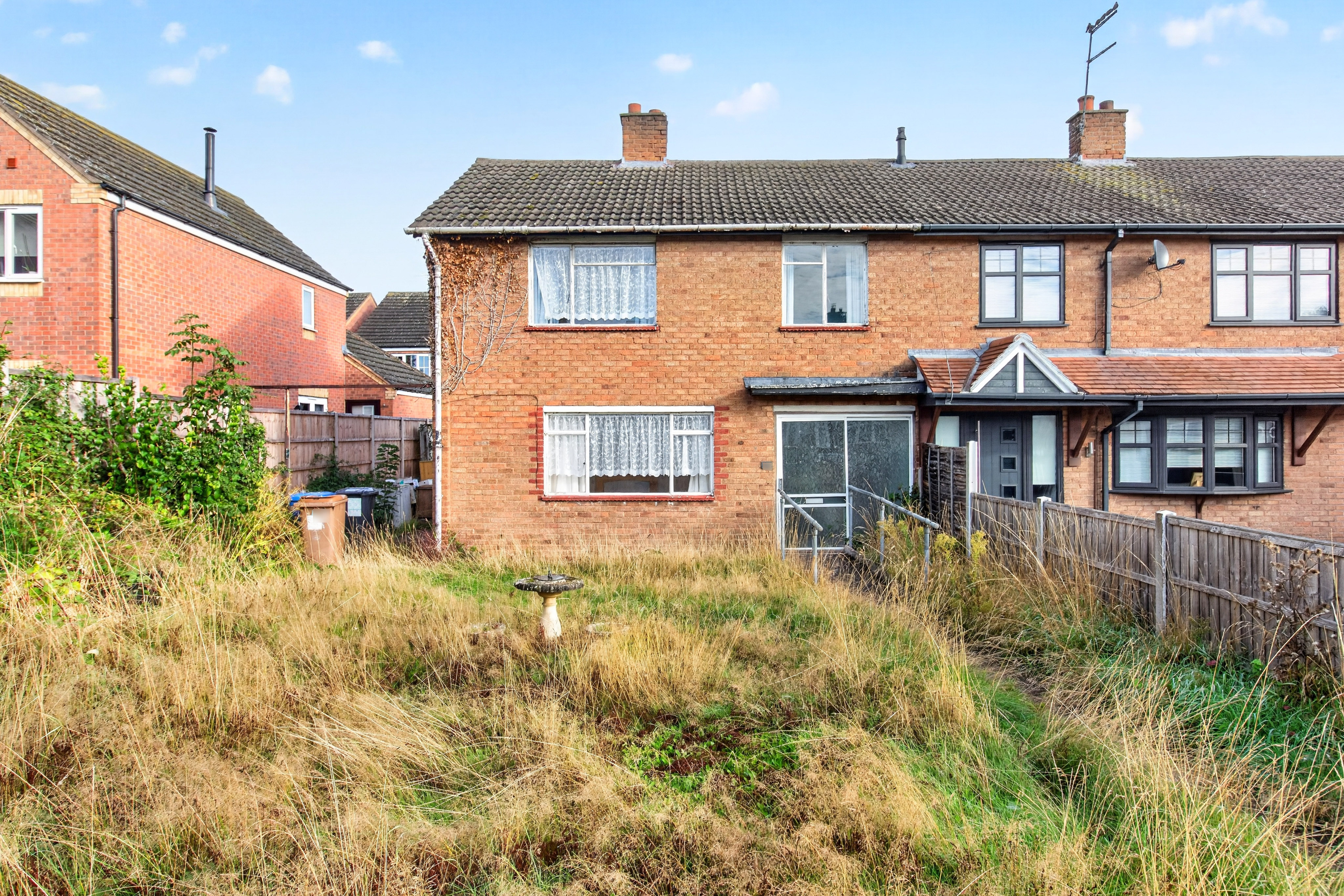 15 Poplars Rd, Rugeley WS15 4EZ