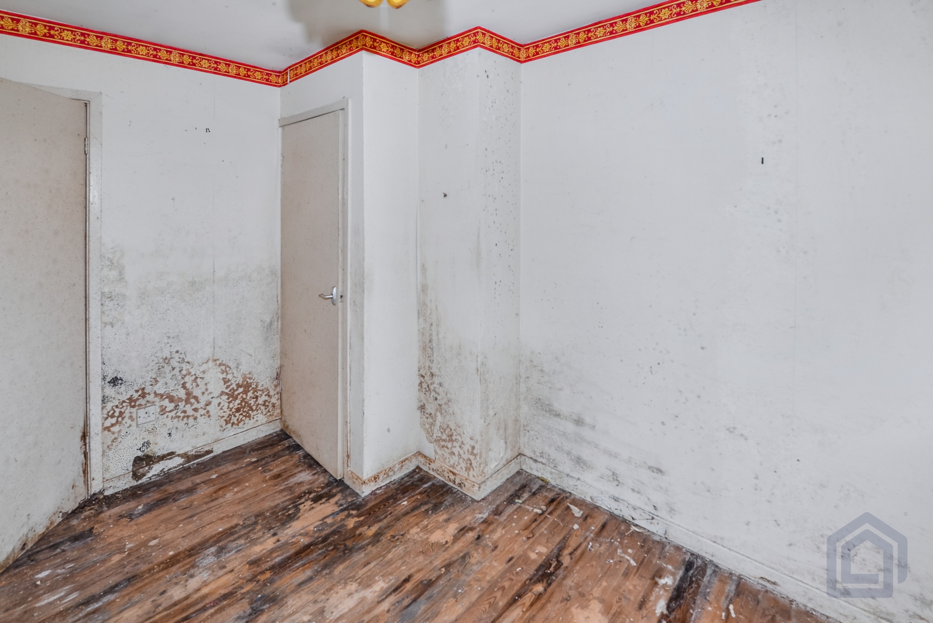 3 Bedroom Semi Detached House in Coventry