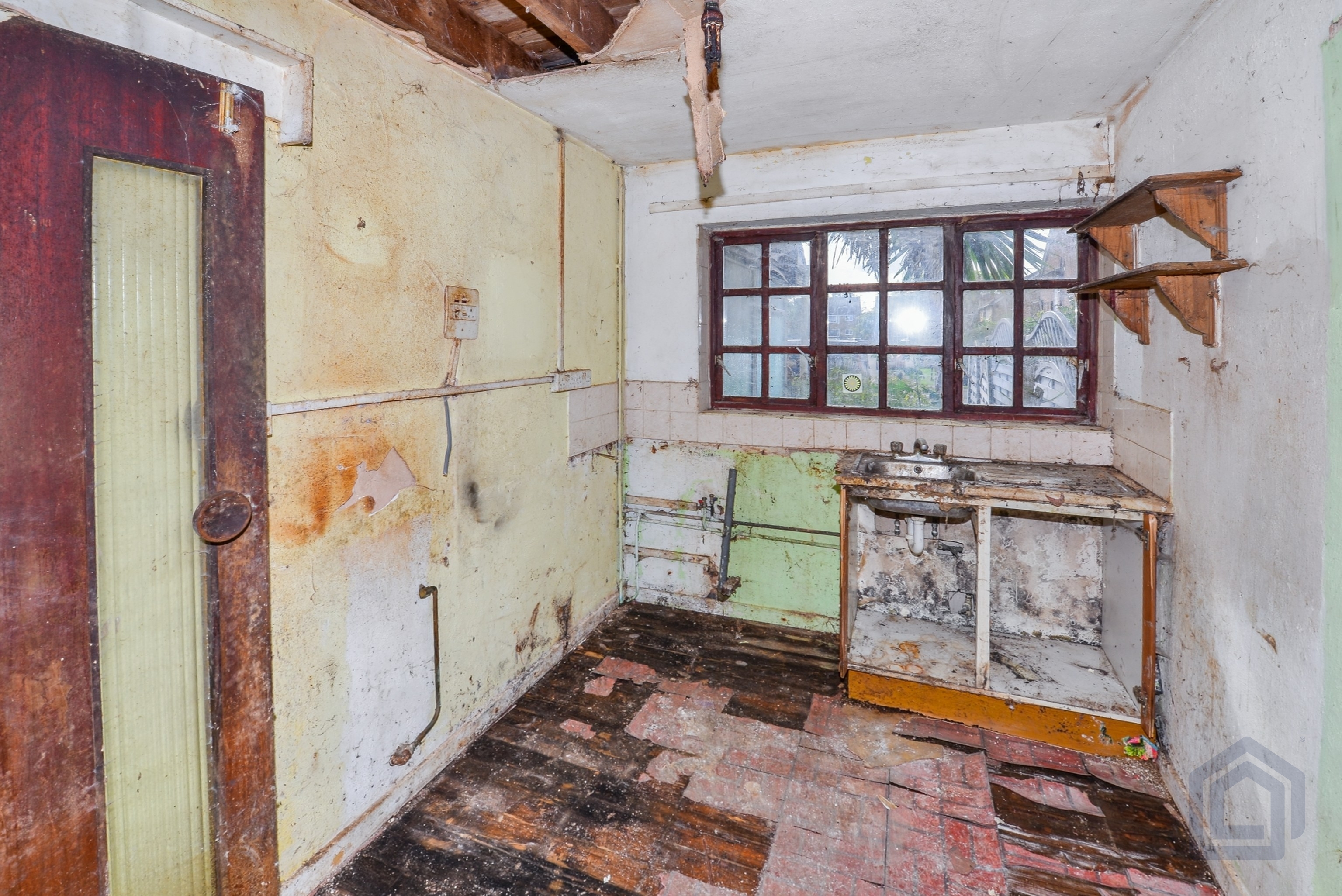 3 Bedroom Semi Detached House in Coventry