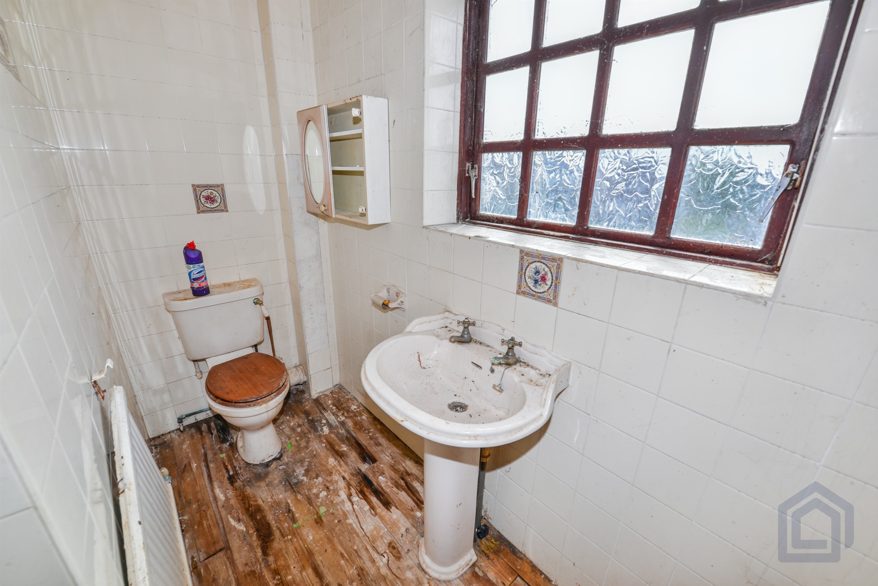 3 Bedroom Semi Detached House in Coventry