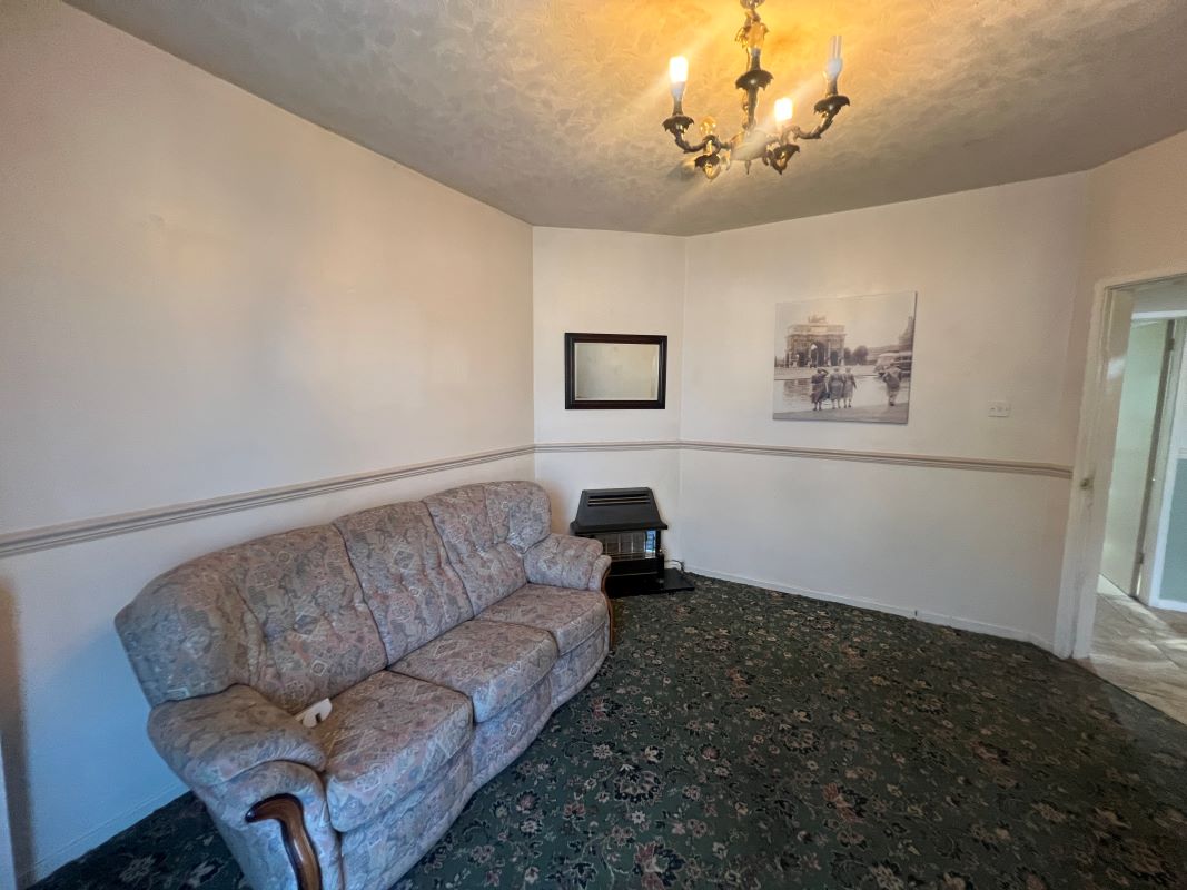 32 Malins Road, Wolverhampton, WV4 6AW