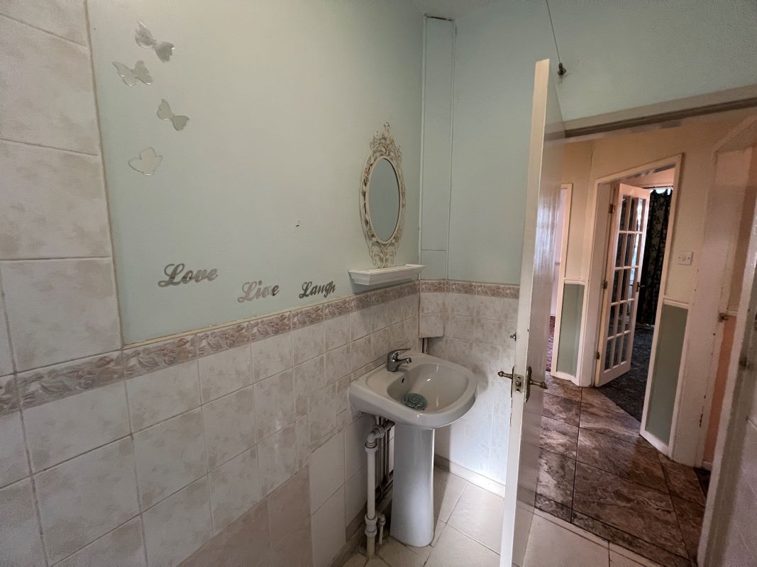 32 Malins Road, Wolverhampton, WV4 6AW