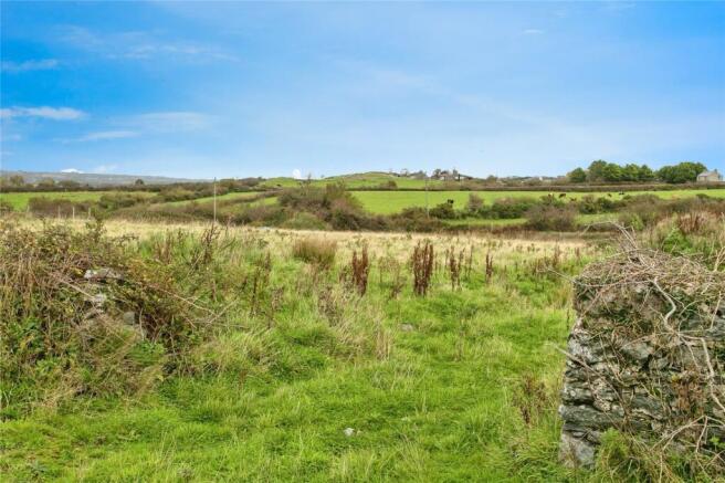 3 Bedroom Detached House in Llanfairpwllgwyngyll