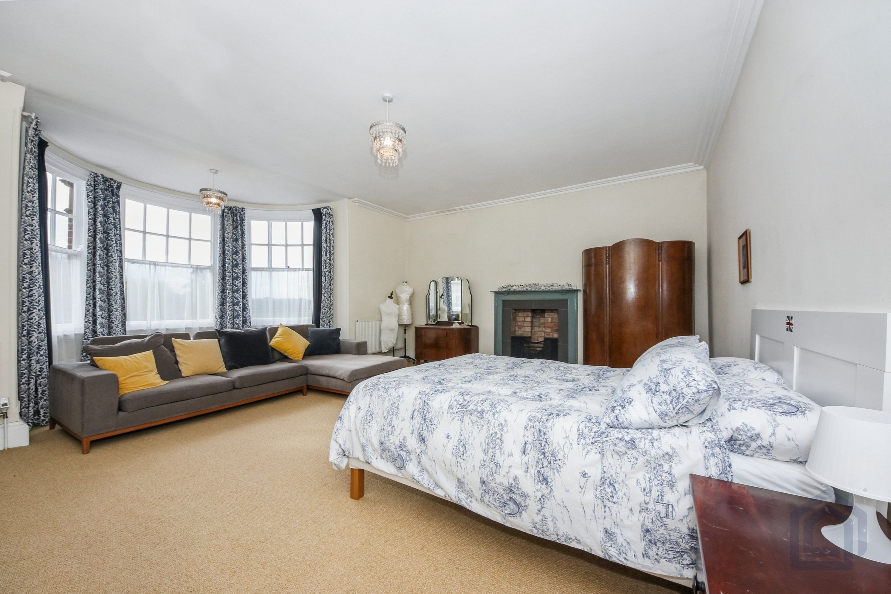 4 Bedroom Terraced House in Tenbury Wells