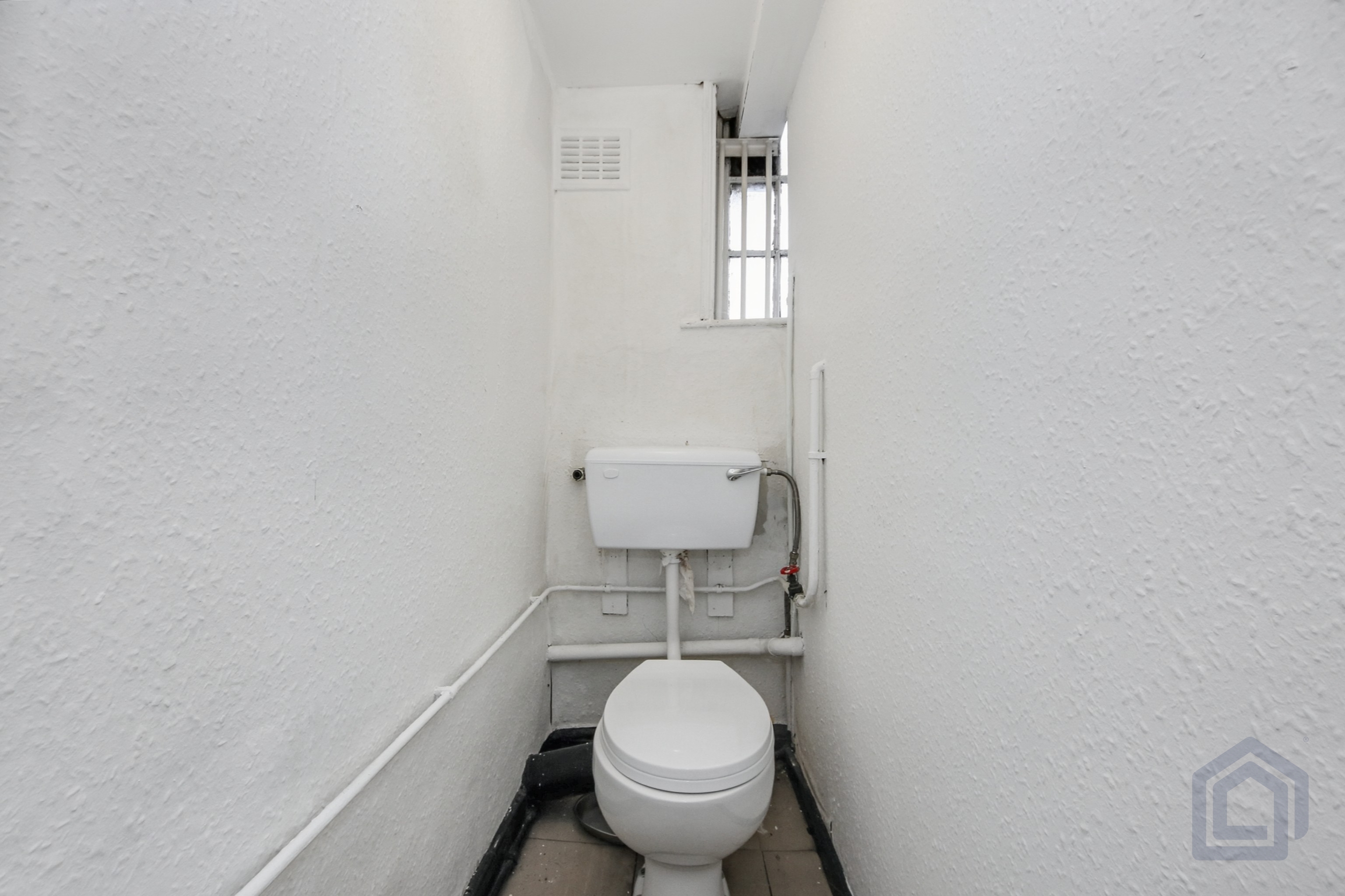 Commercial Property in Wednesbury