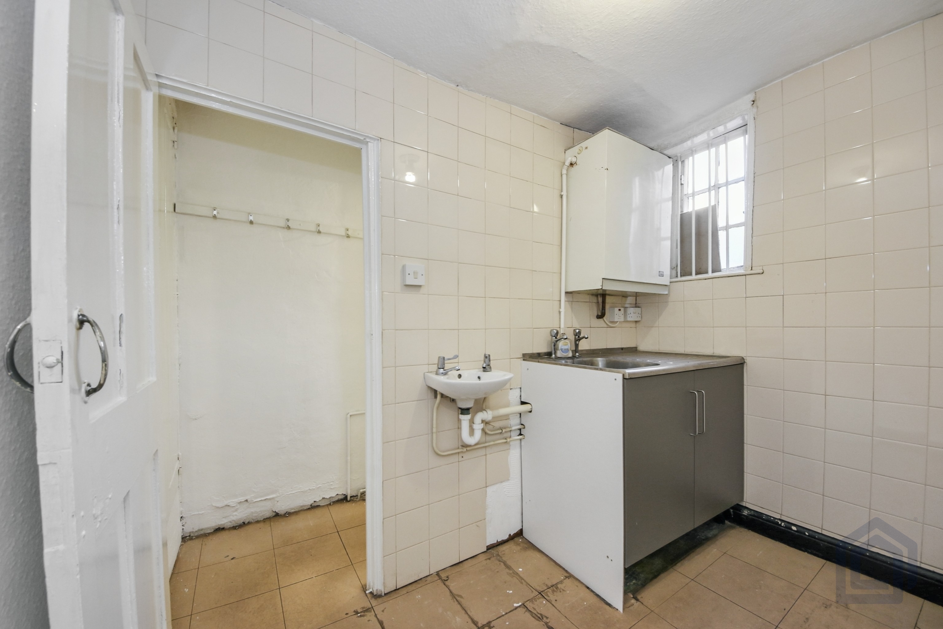 Commercial Property in Wednesbury