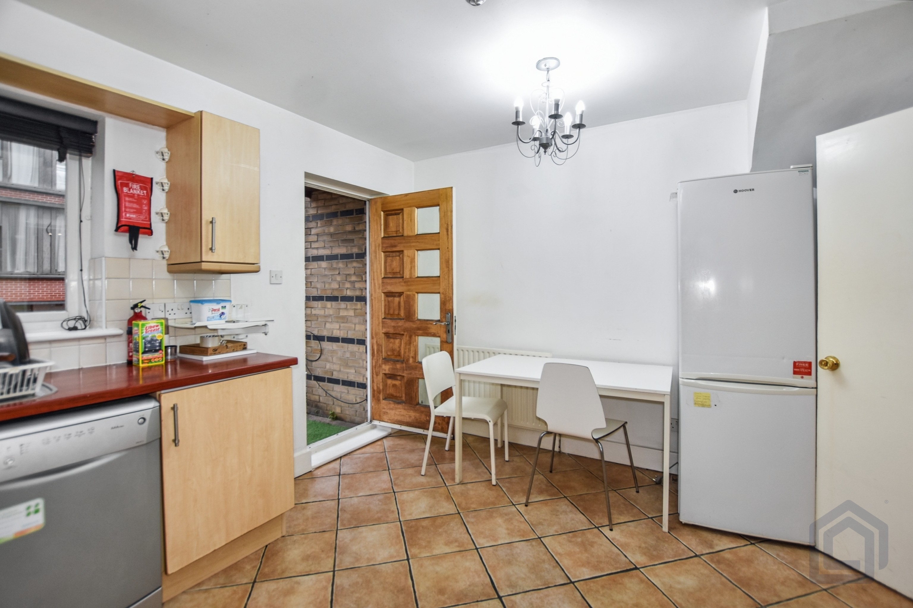 5 Bedroom Terraced House in London