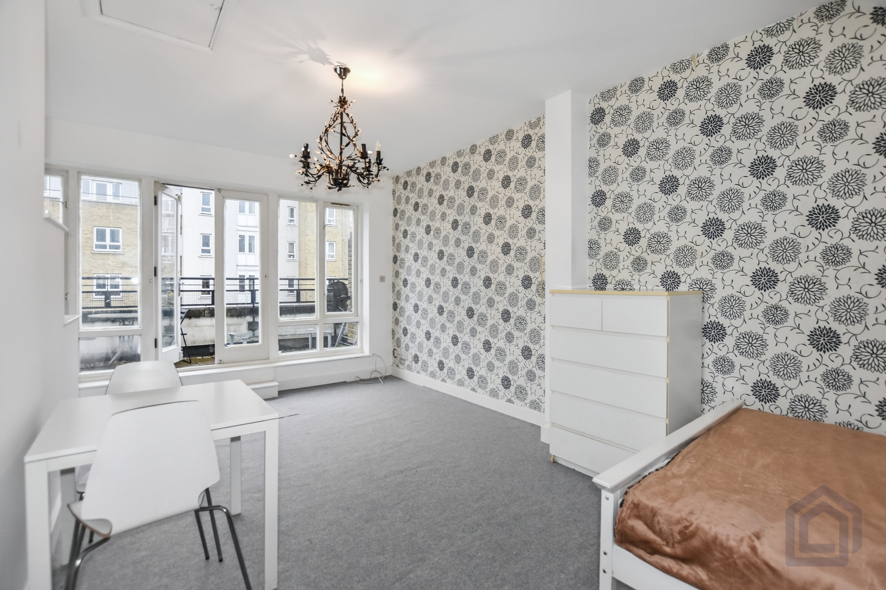 5 Bedroom Terraced House in London