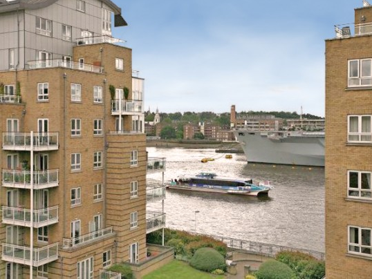 5 Bedroom Terraced House in London