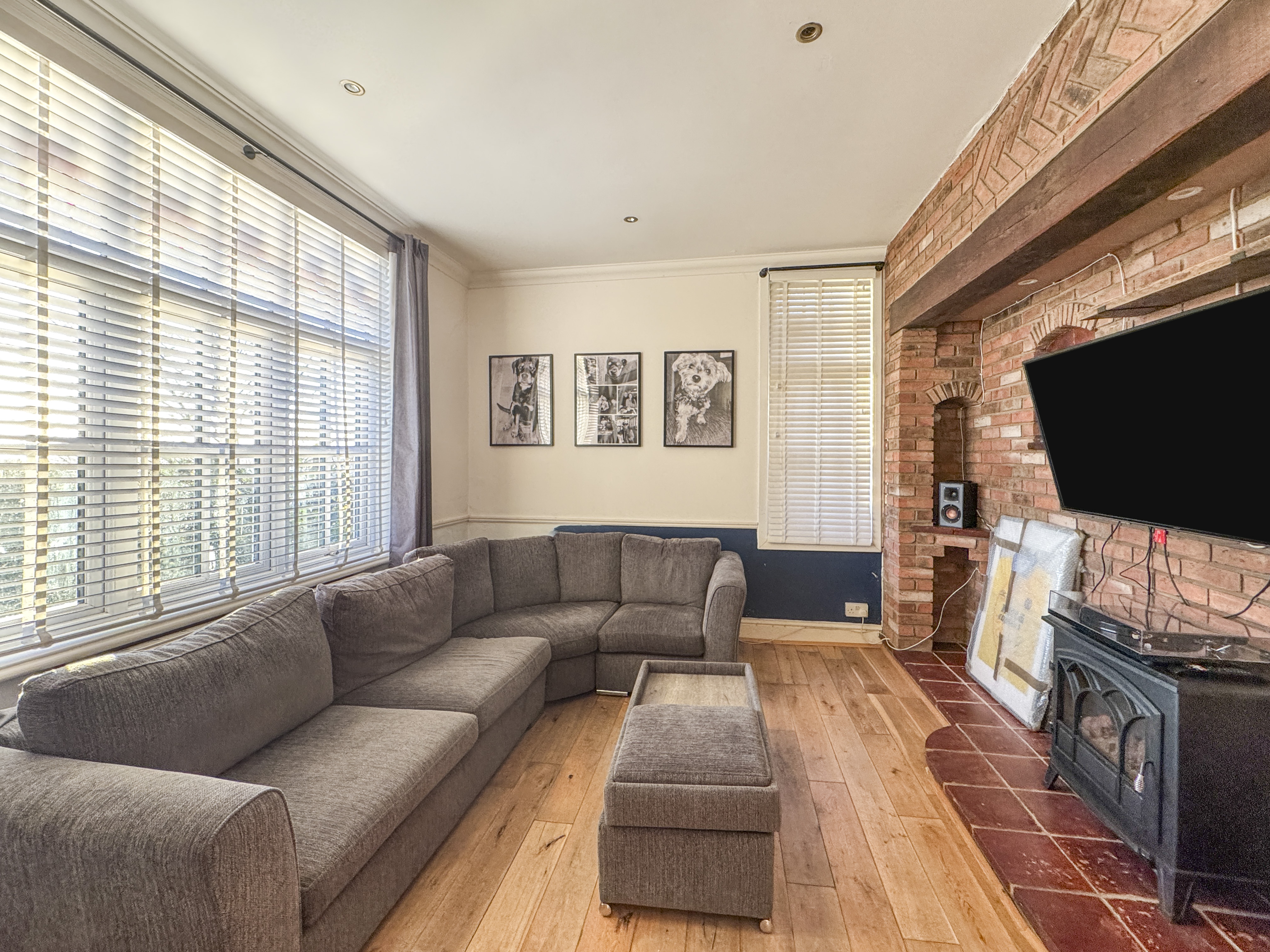 17 Oakham Road, Dudley, DY2 7TA