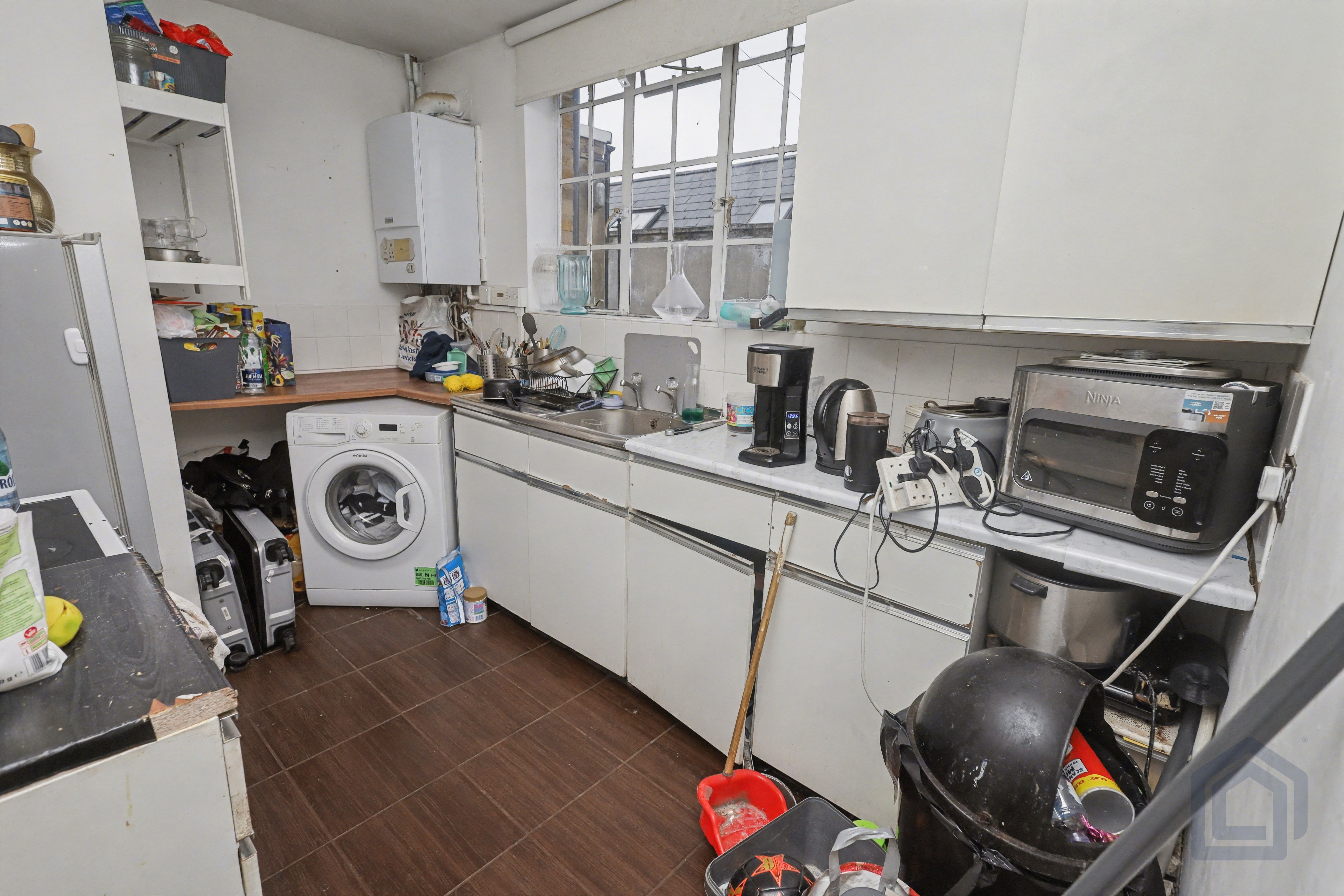 5A COLLIER ROW ROAD, ROMFORD, RM5 3NP