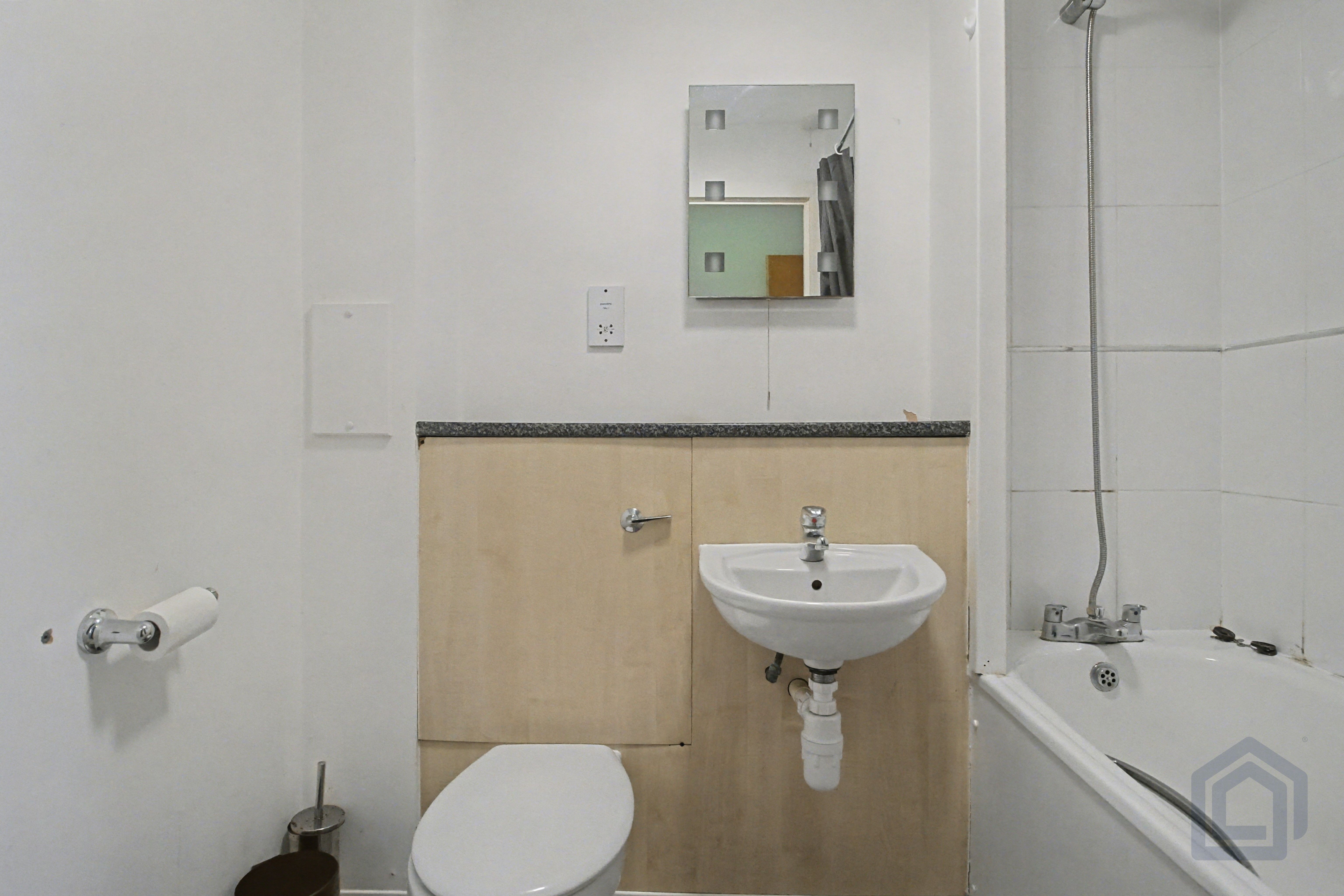 FLAT 6, POINT 500 Castle Lane West, Bournemouth, BH8 9TF