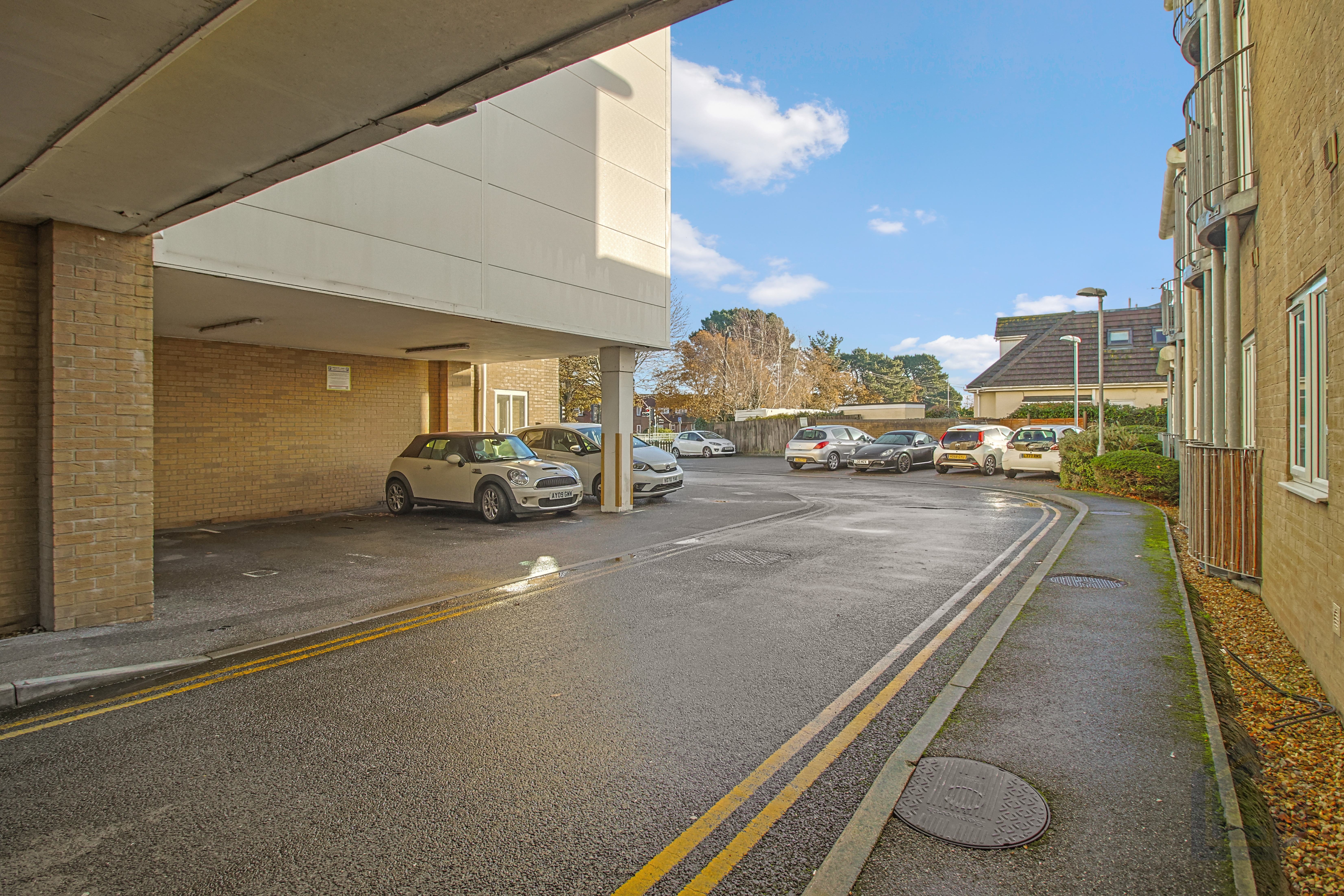 FLAT 6, POINT 500 Castle Lane West, Bournemouth, BH8 9TF