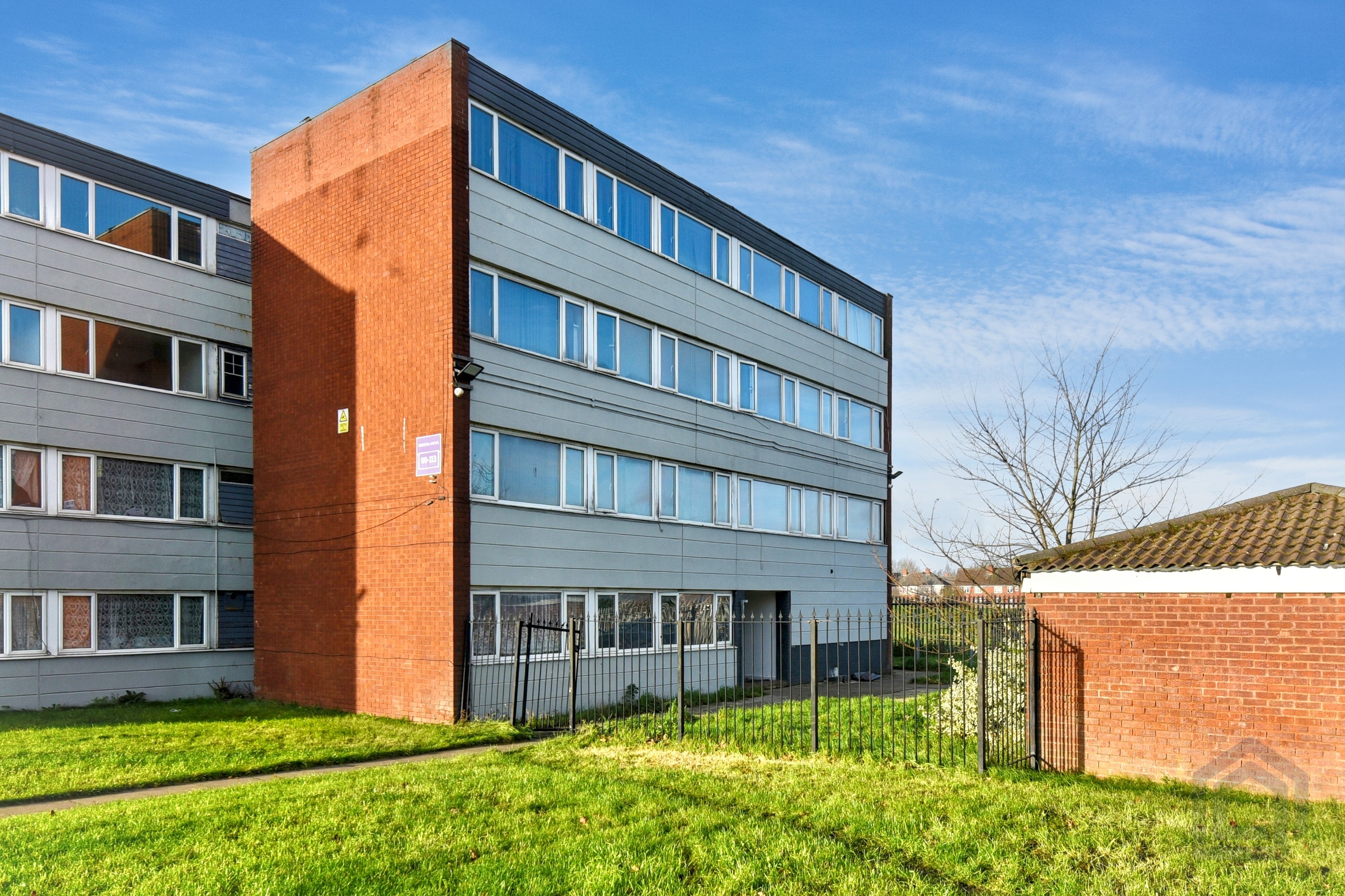 103/103A Greenlawns, Tipton, DY4 0SU