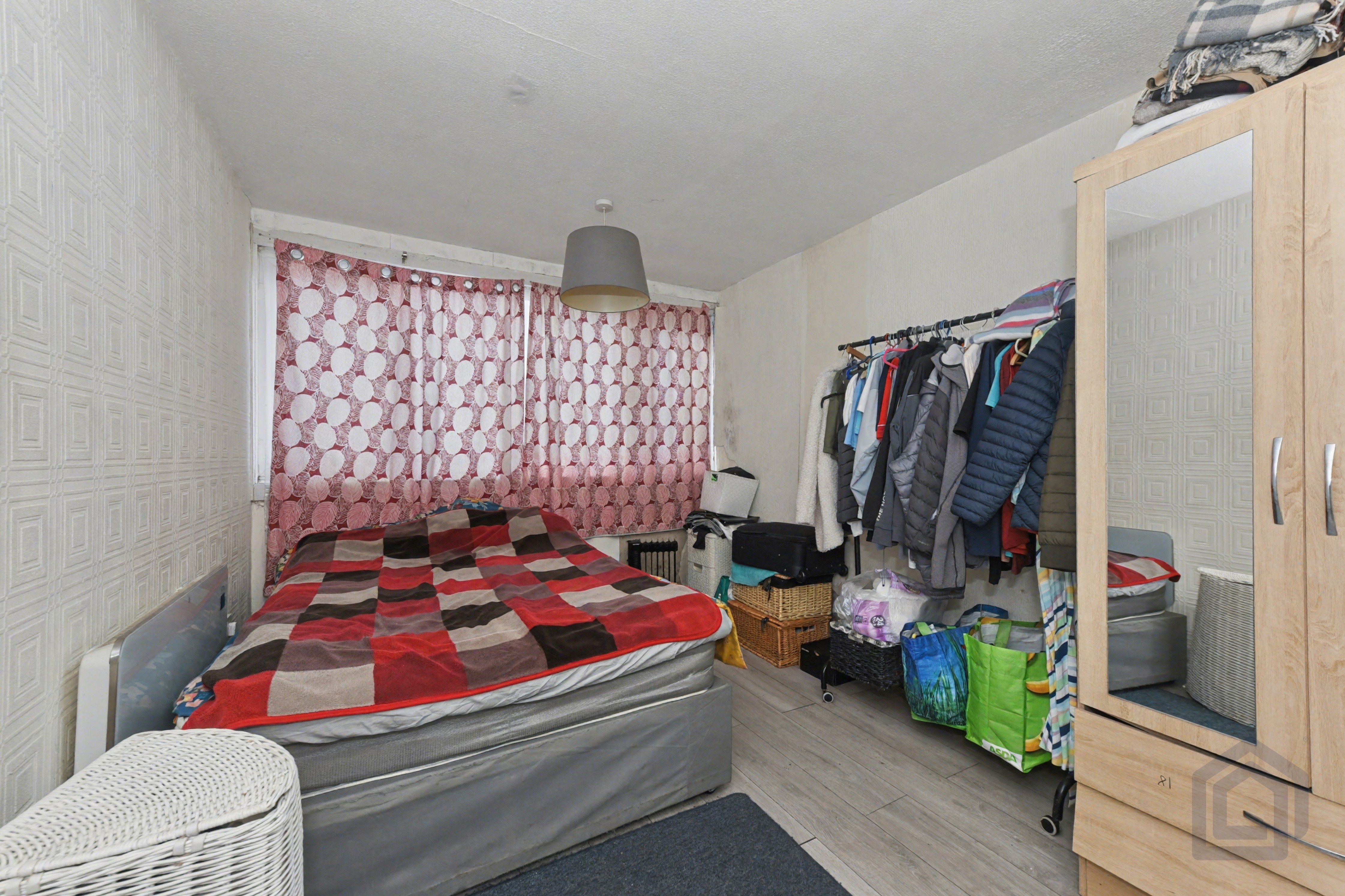 103/103A Greenlawns, Tipton, DY4 0SU