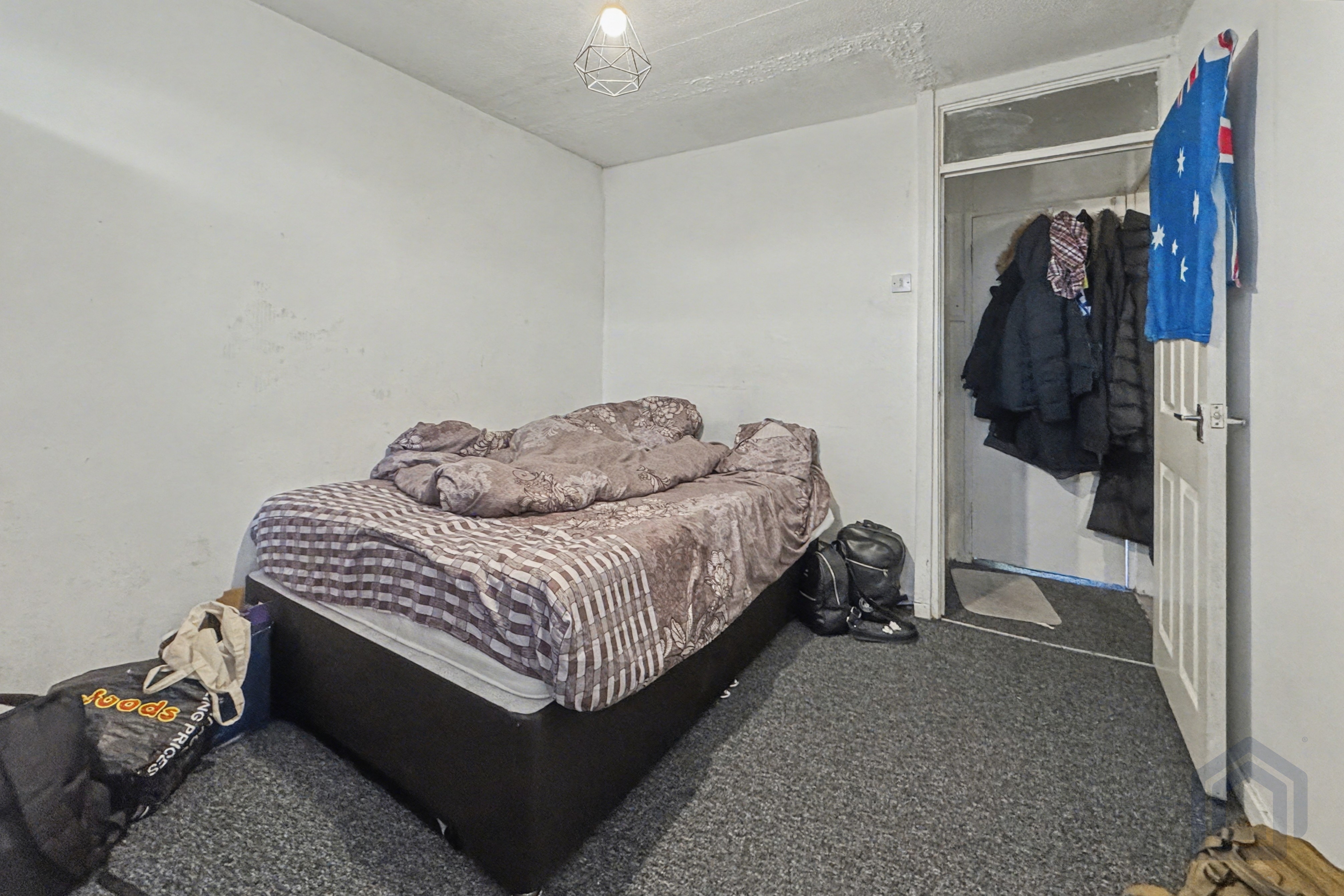 103/103A Greenlawns, Tipton, DY4 0SU