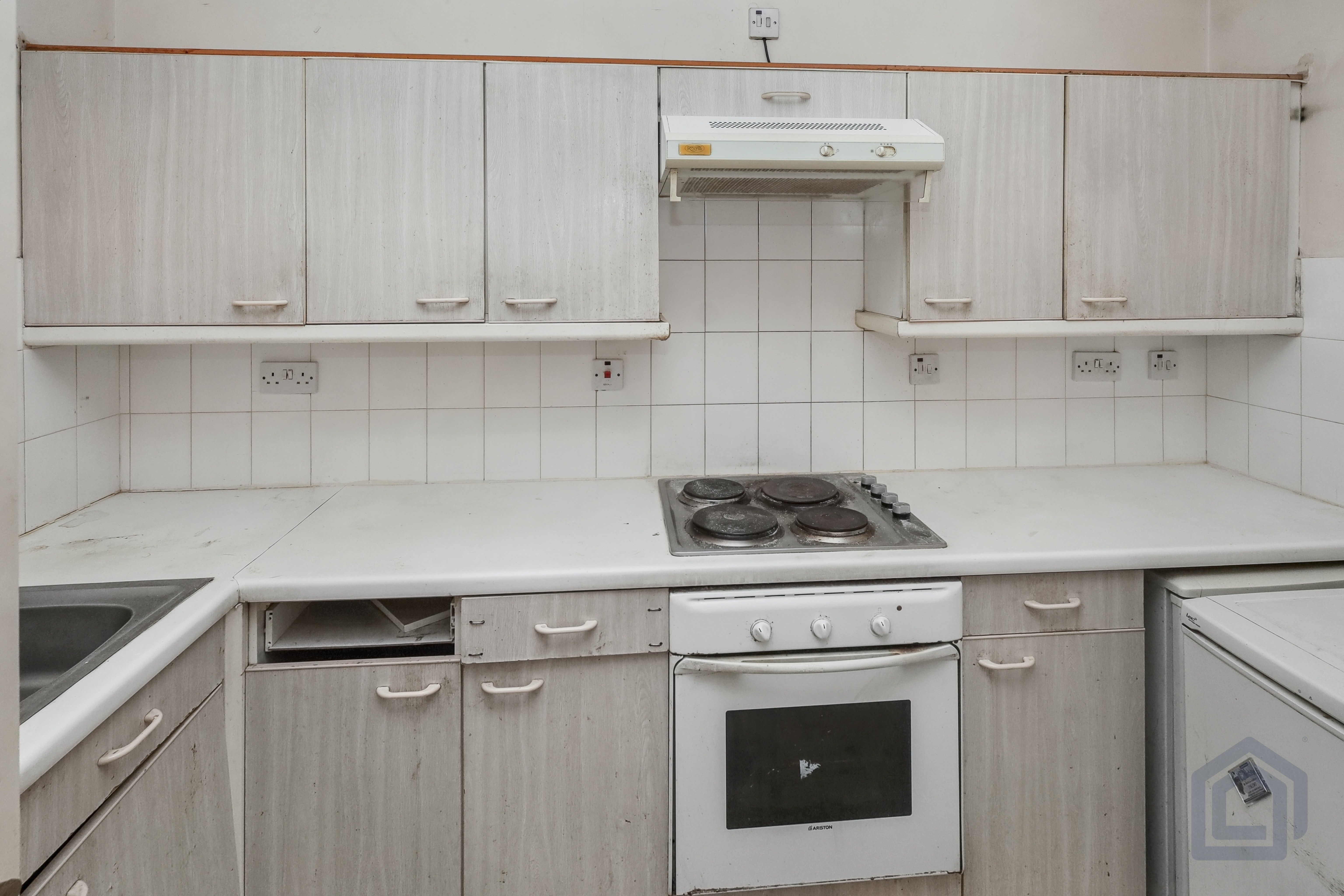 Flat 23, Springfield Court, Forsythia Close, Ilford,, Essex,, IG1 2BN