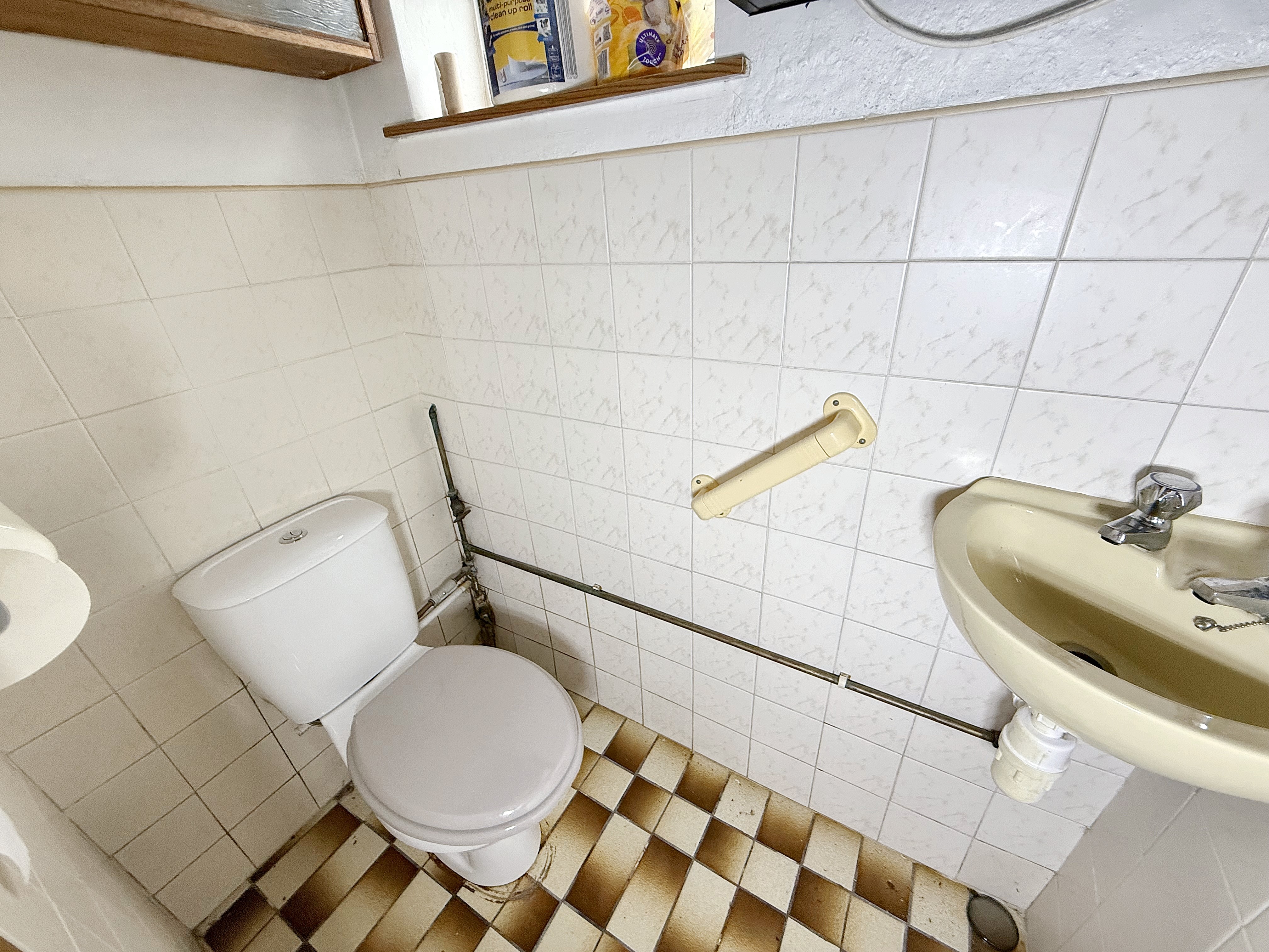 22, Colclough Road,, Stoke-on-Trent,, ST3 6DL