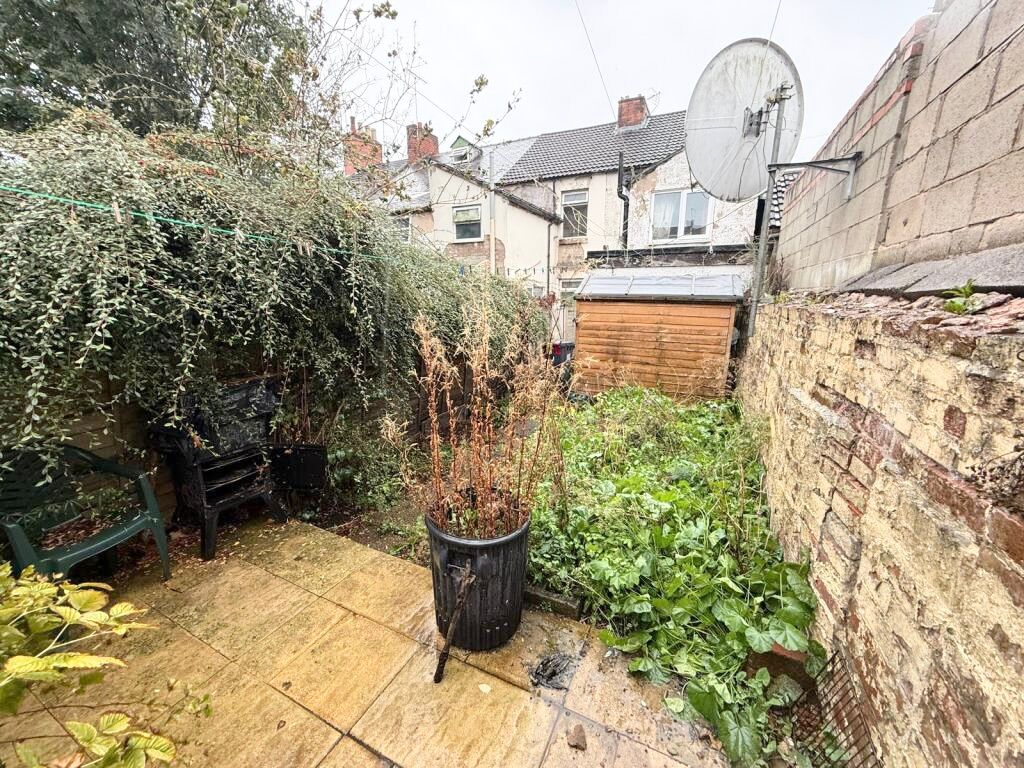 53, Wood Street,, Burton-on-Trent,, DE14 3AB