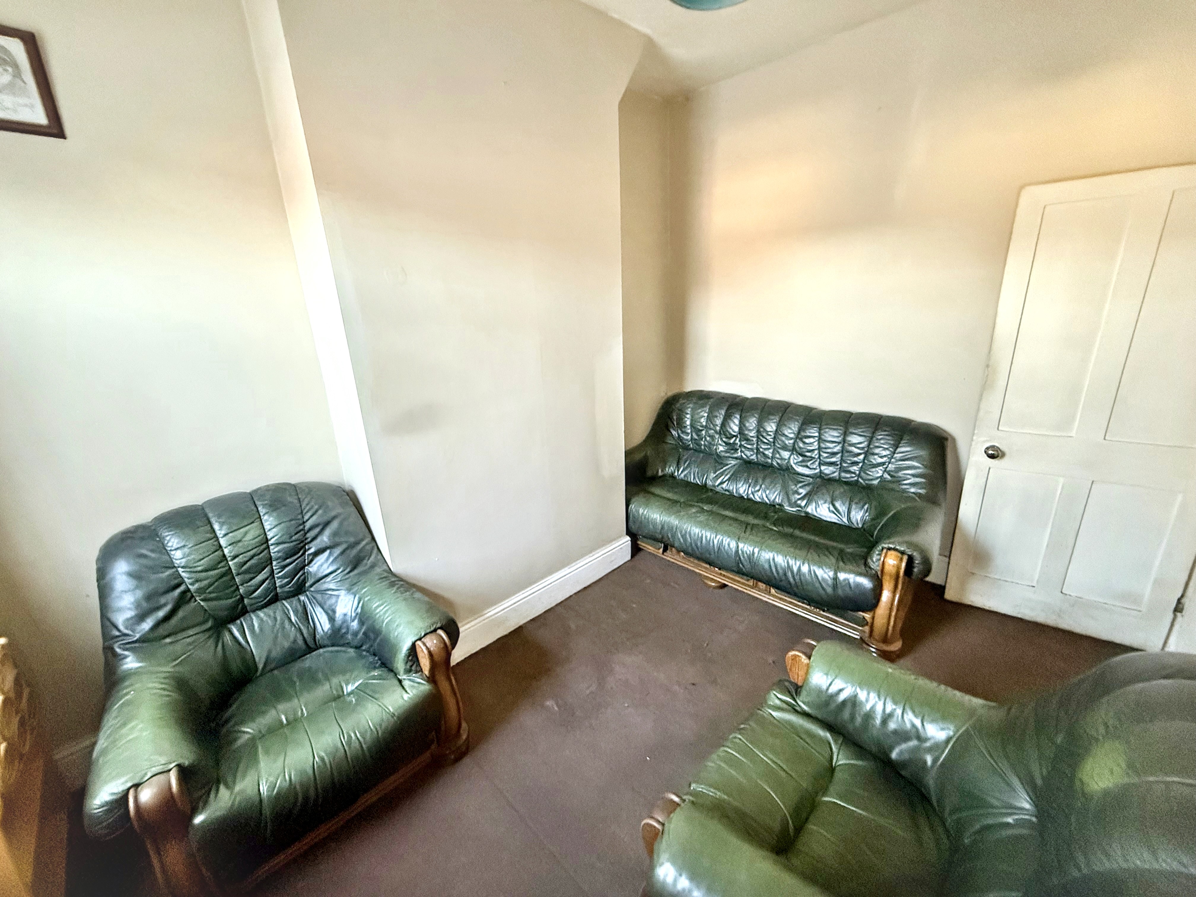 53, Wood Street,, Burton-on-Trent,, DE14 3AB